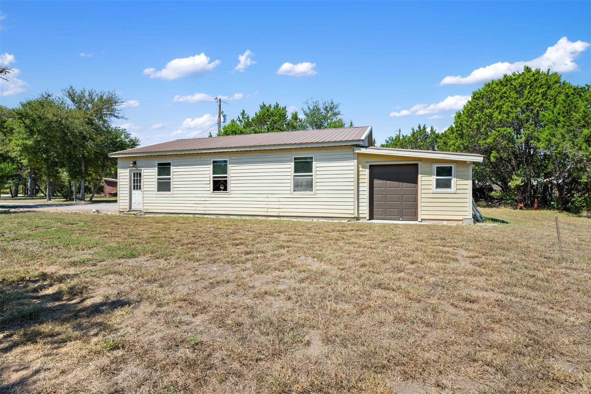 507 County Road 200d Property Photo 36