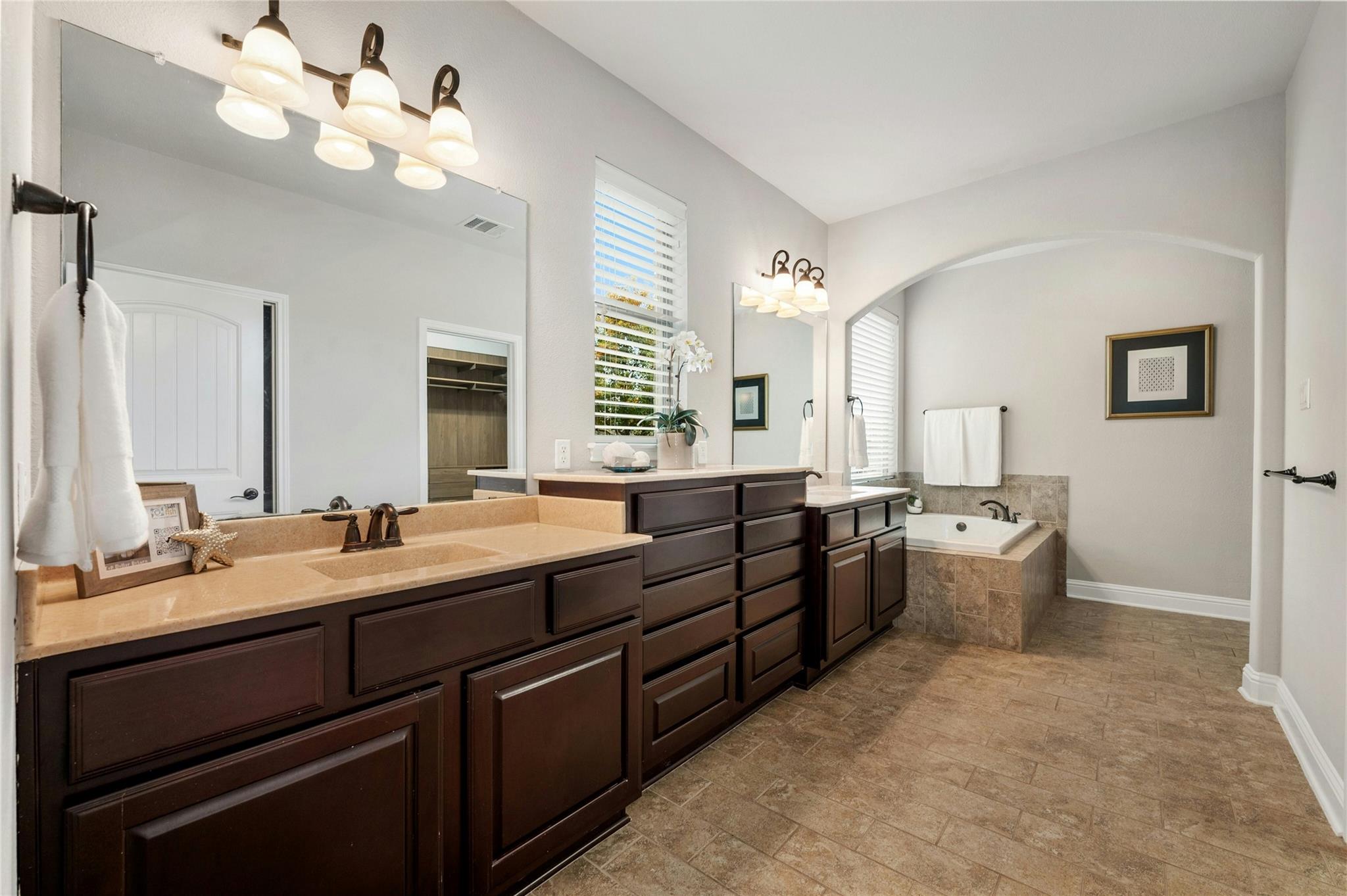 208 Wester Ross Ln Property Photo 14