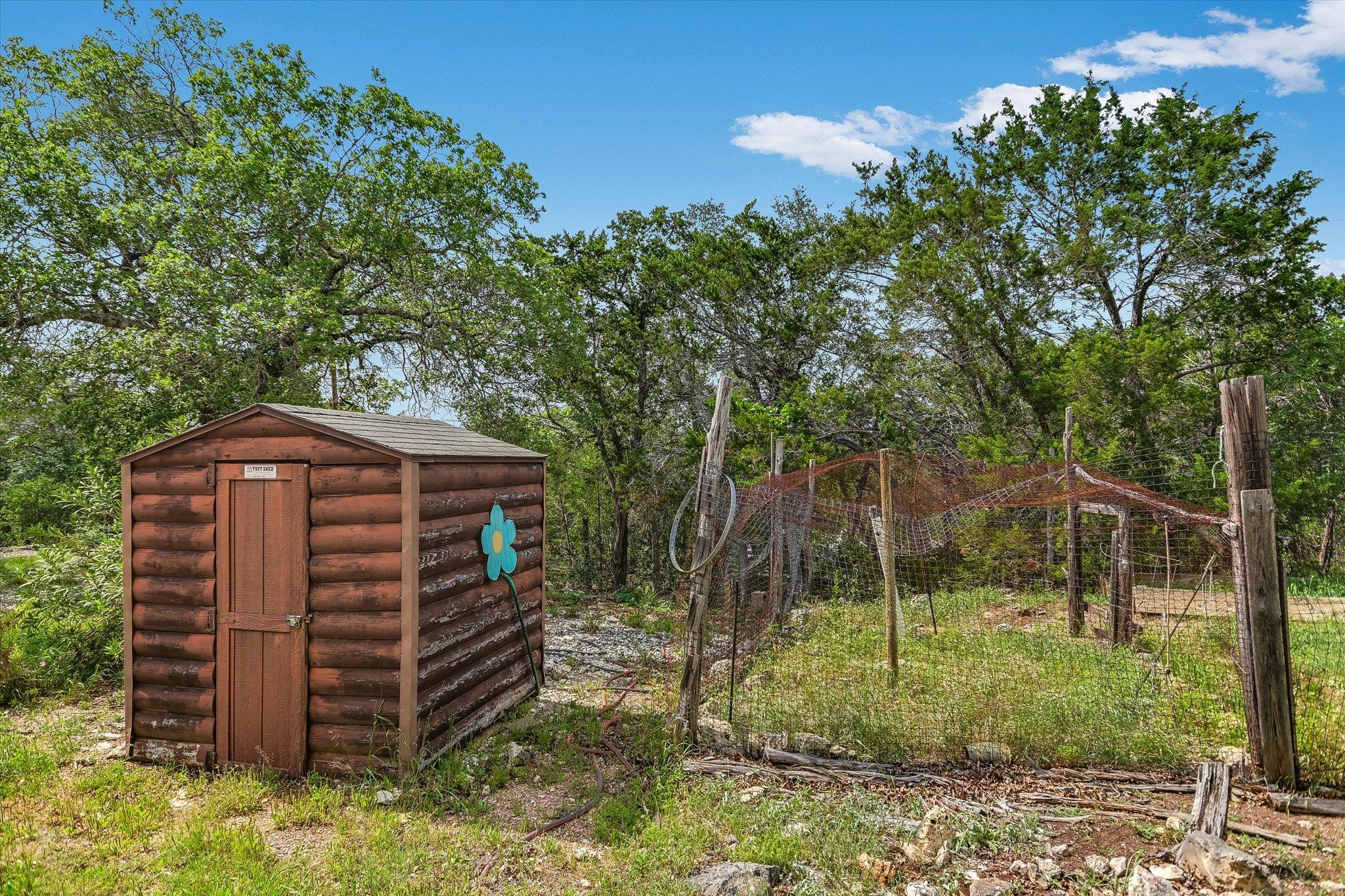 700 Cliffside Rd Property Photo 13