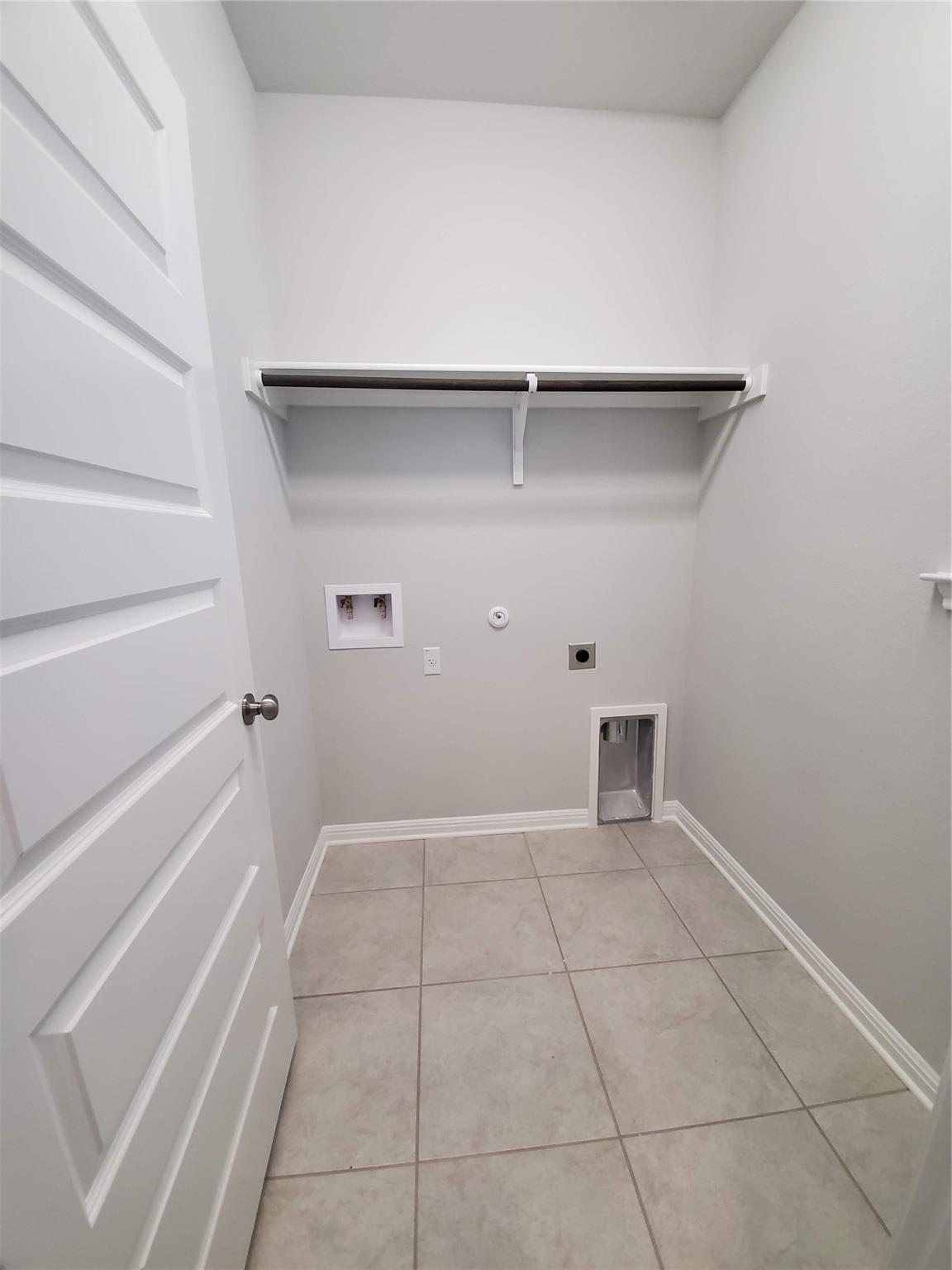 1717 Fountain Bridge Dr Property Photo 10