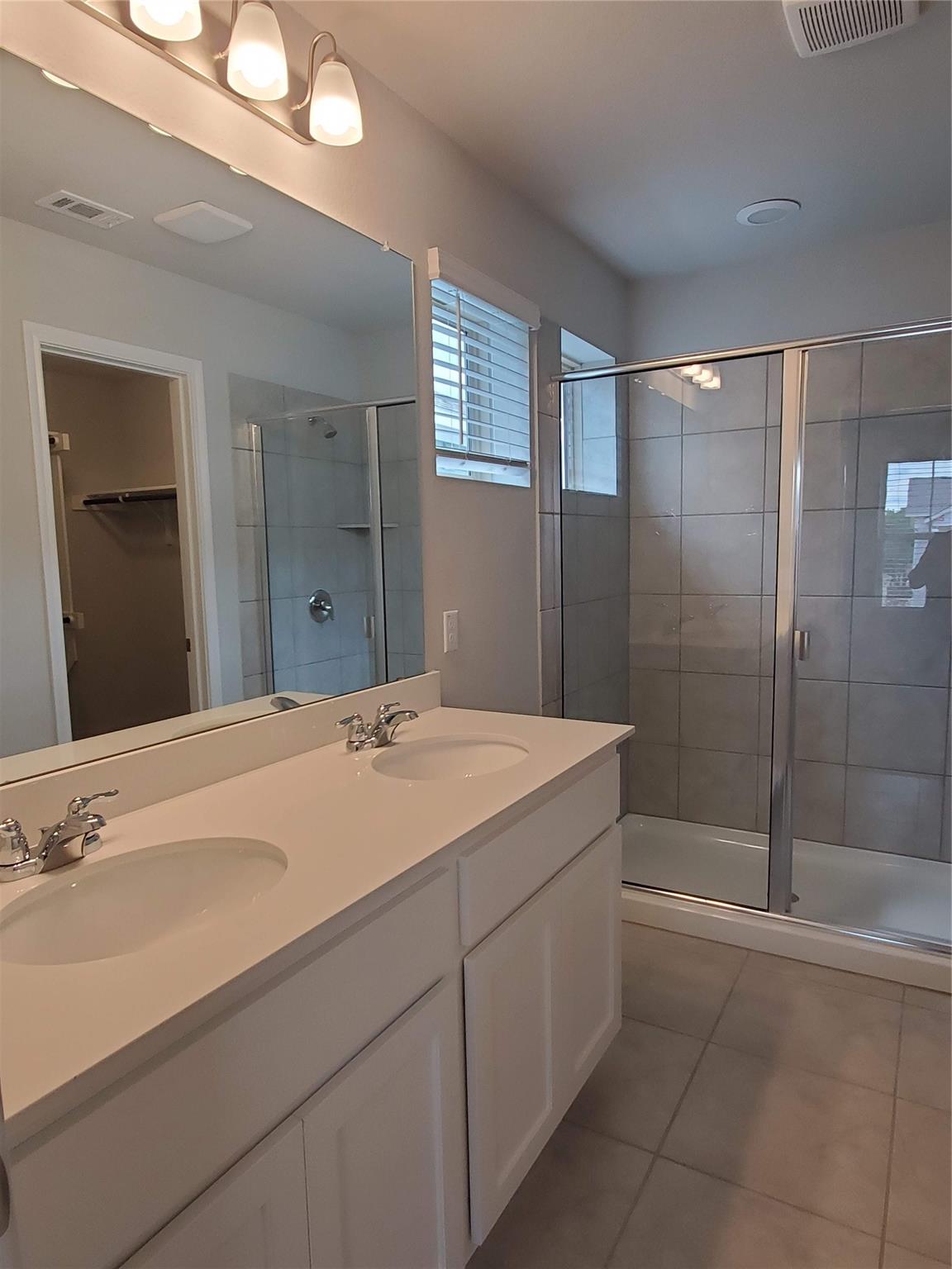 1717 Fountain Bridge Dr Property Photo 20