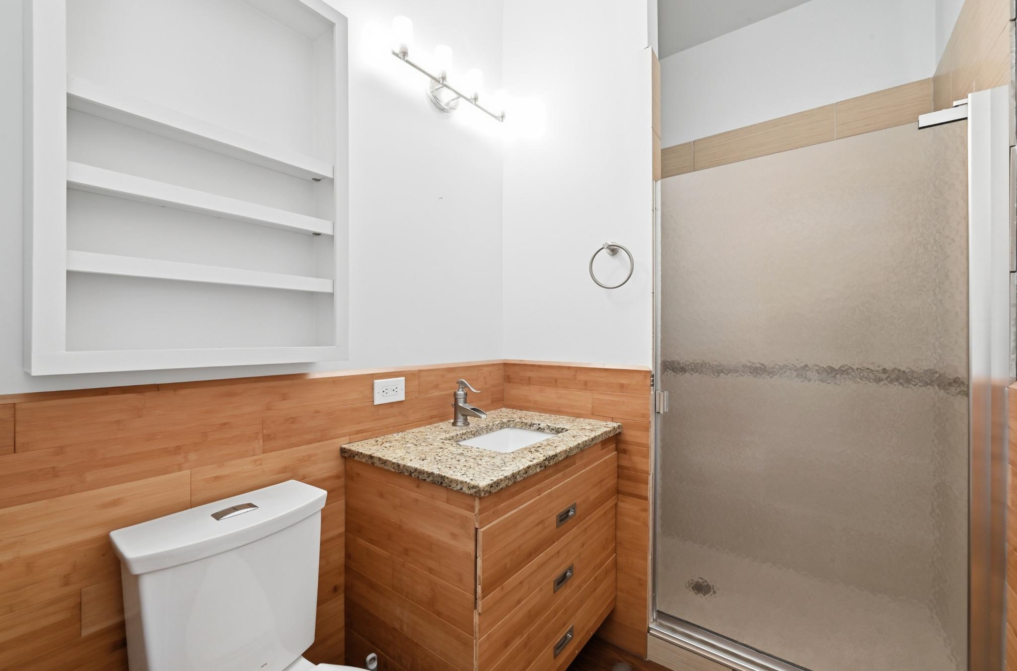 330 Howard Ln Property Photo 15