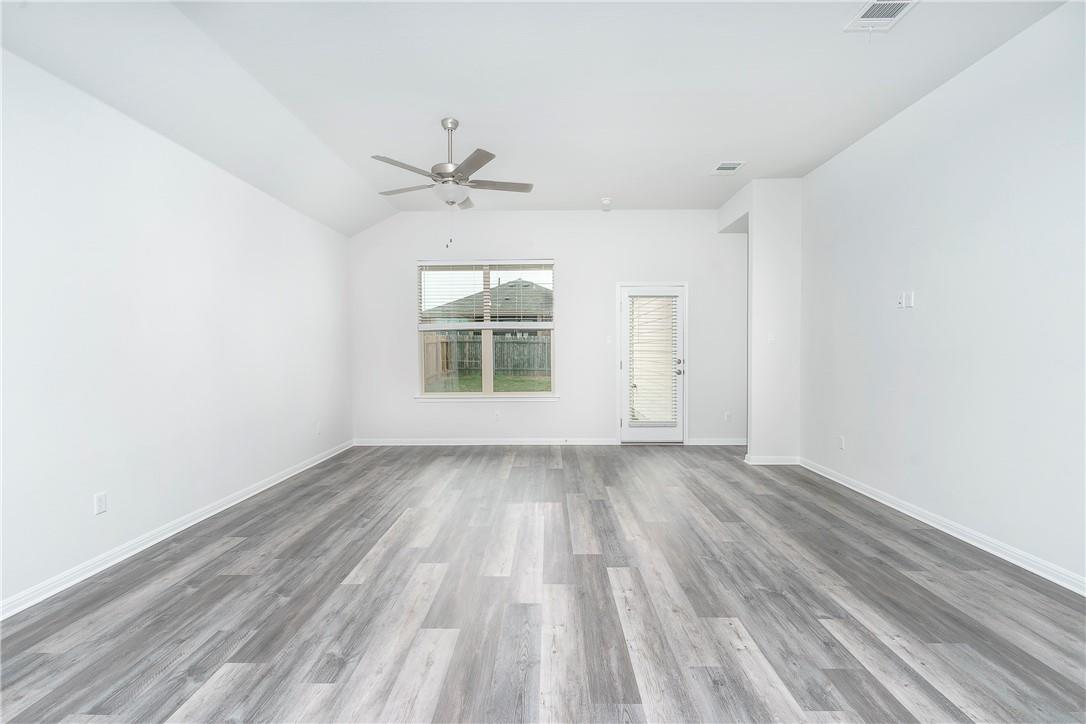 149 Falkland St Property Photo 7