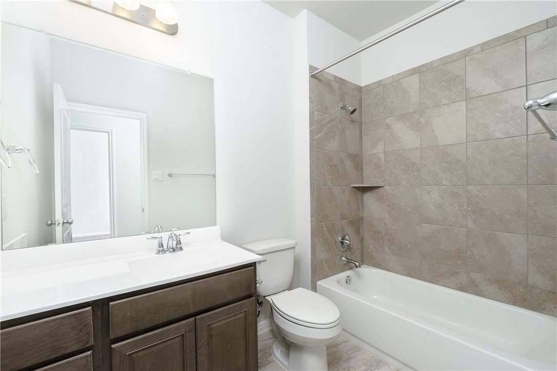 149 Falkland St Property Photo 12