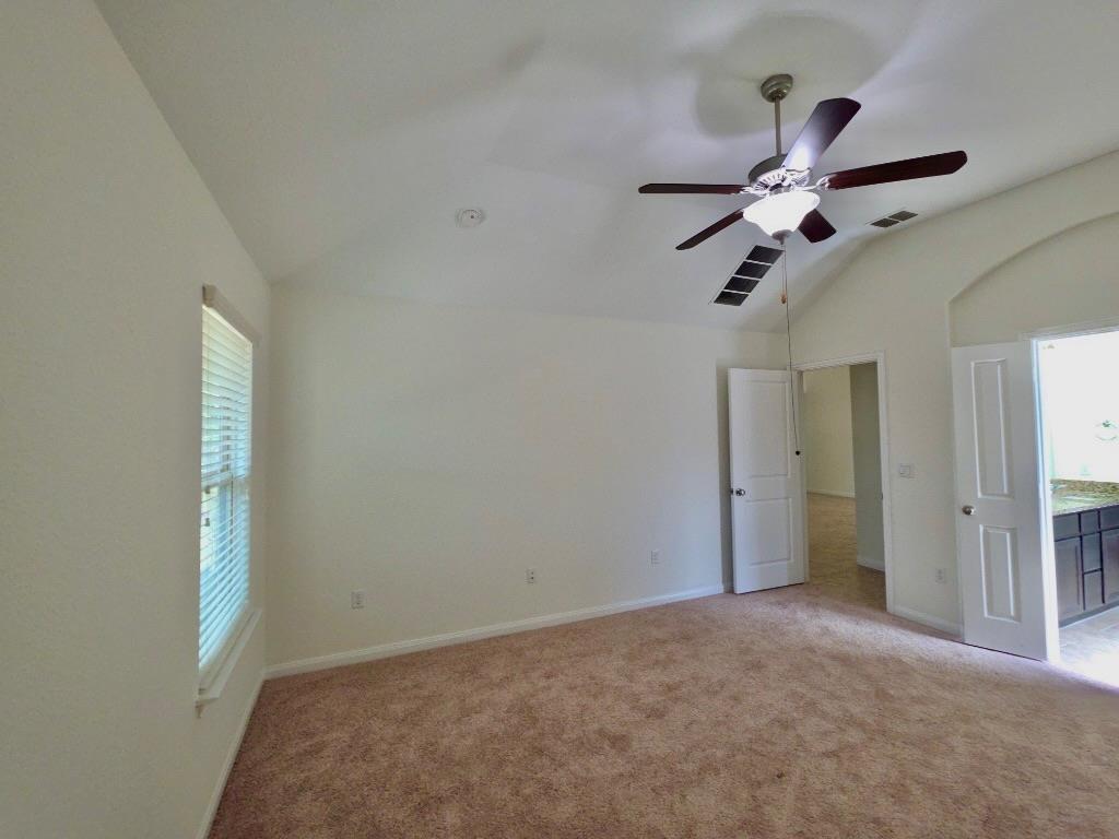 615 Linares Ln Property Photo 12