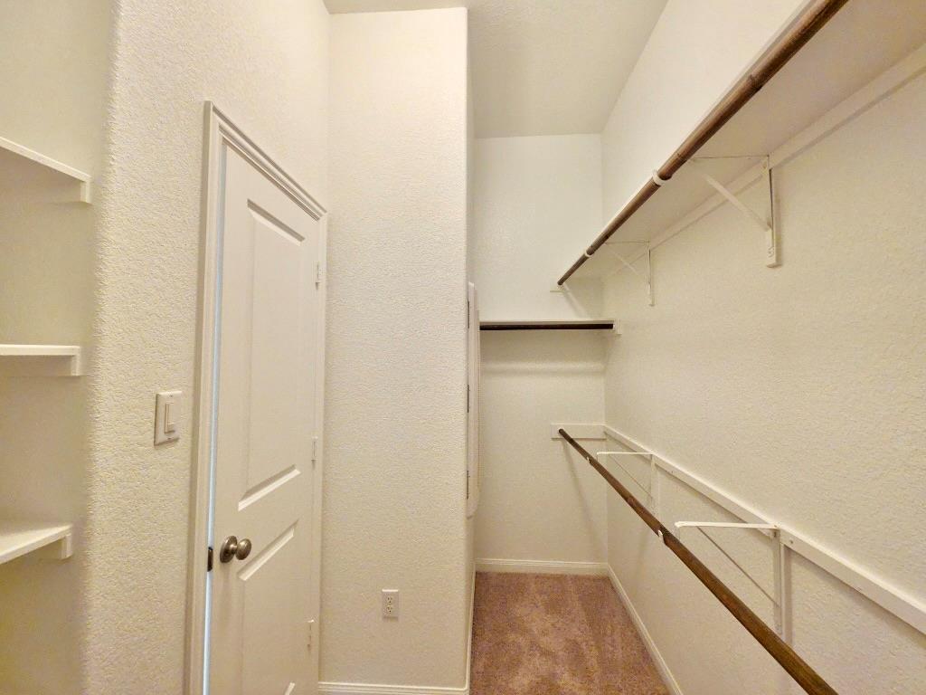 615 Linares Ln Property Photo 16
