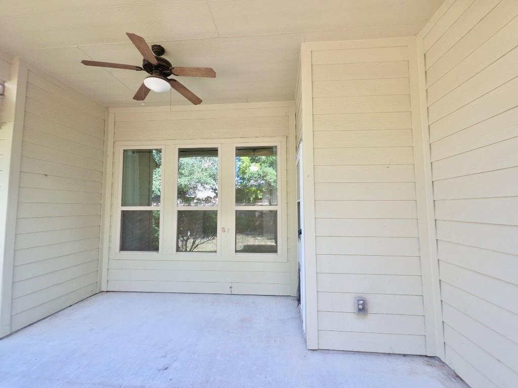 615 Linares Ln Property Photo 25