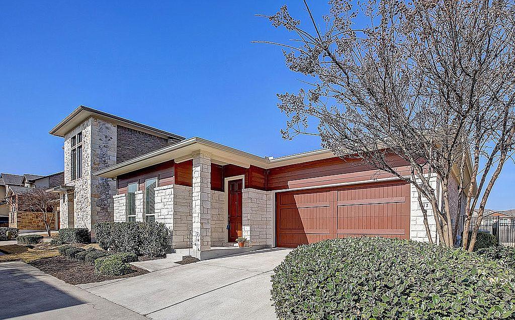 612 E Baylee Love Ln Property Photo 1