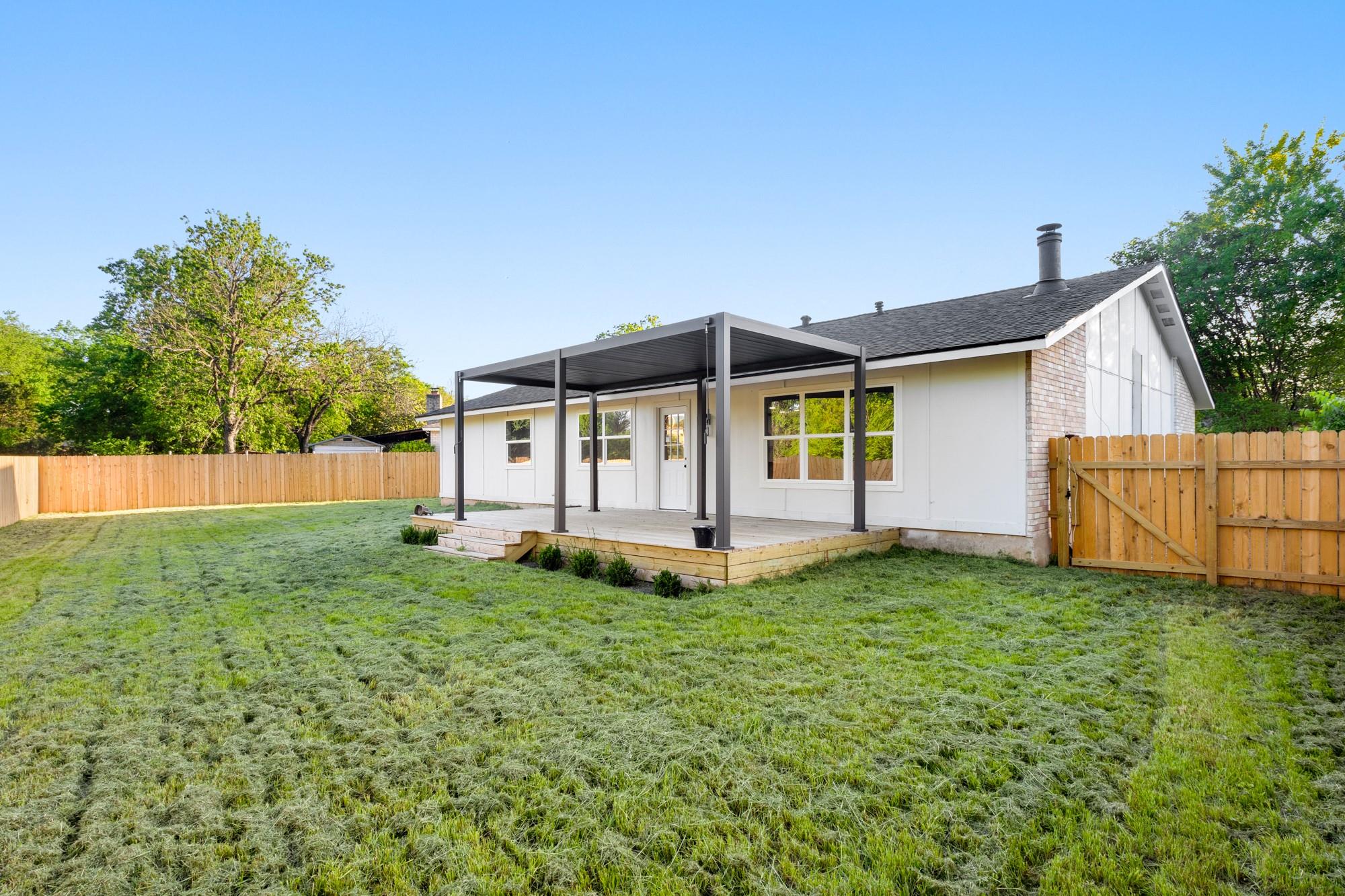 7707 Whitsun Dr Property Photo 26
