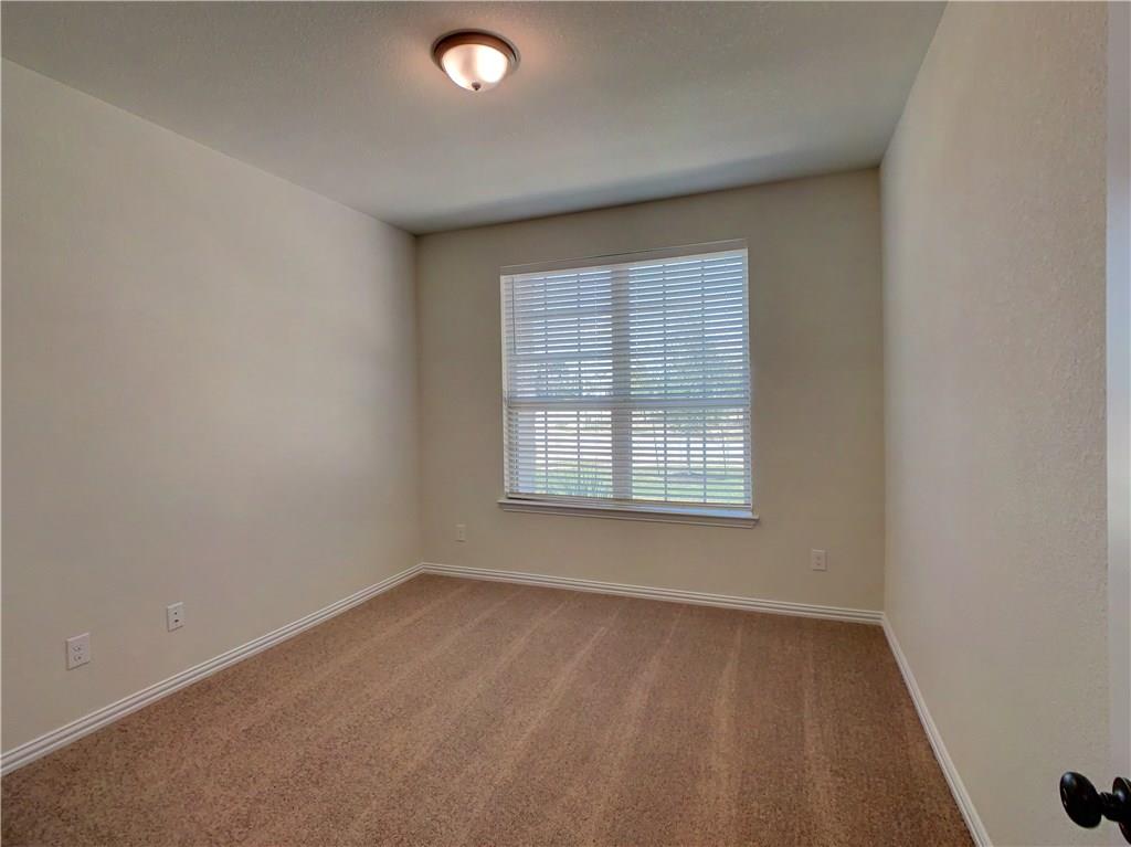 2304 La Mirada St Property Photo 10