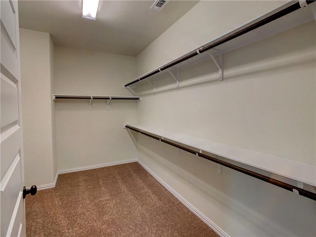 2304 La Mirada St Property Photo 14