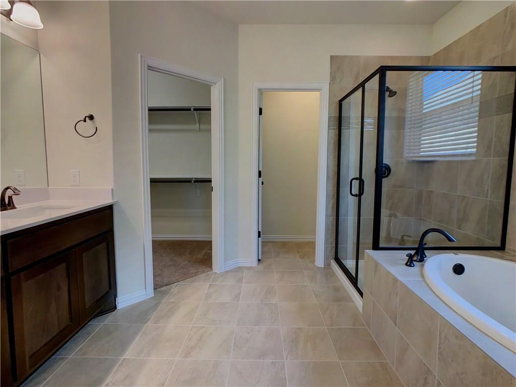 2304 La Mirada St Property Photo 15