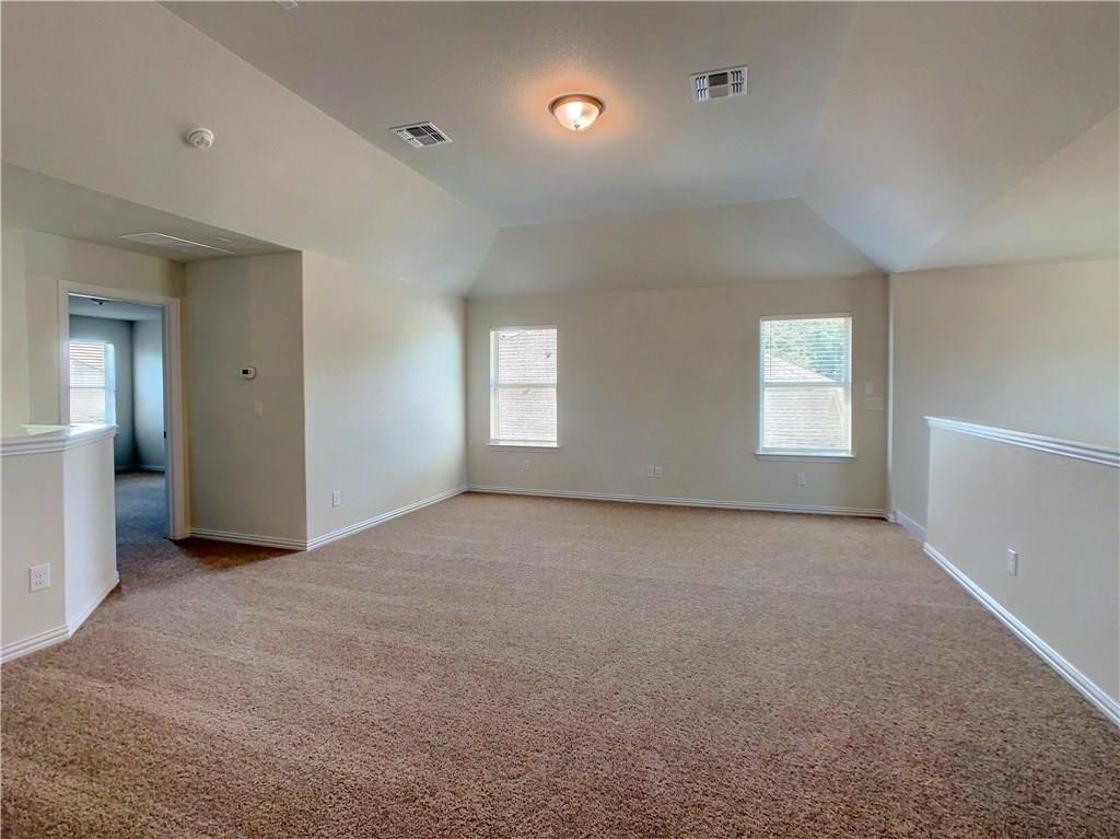 2304 La Mirada St Property Photo 18