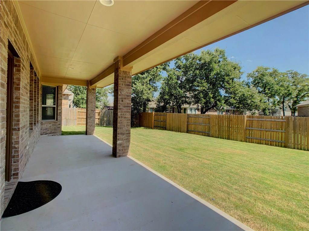 2304 La Mirada St Property Photo 22