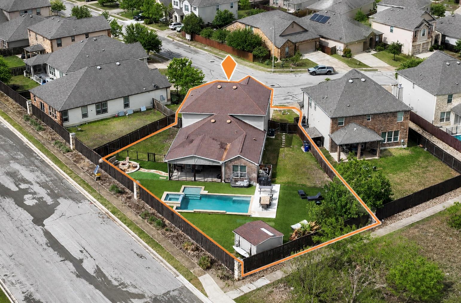 7020 Ondantra Bnd Property Photo 3