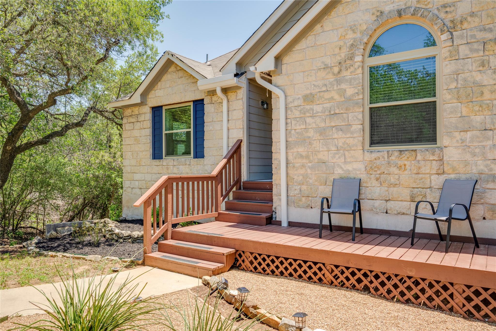 14101 Red Feather Trl Property Photo 4