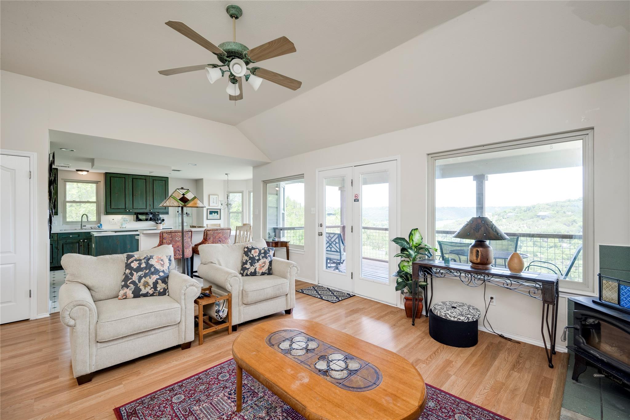 14101 Red Feather Trl Property Photo 11