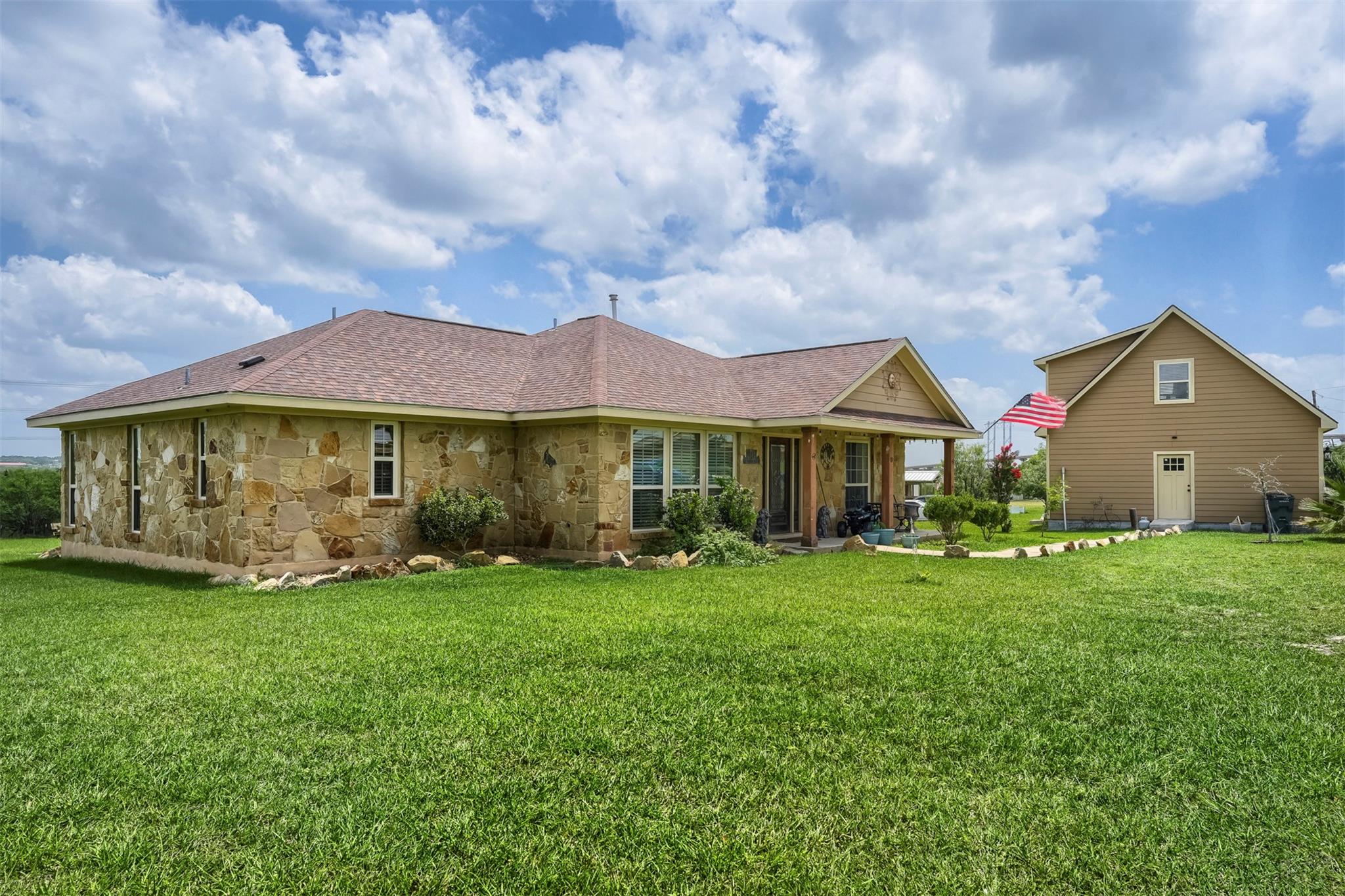11103 State Highway 130 Hwy S Property Photo 4