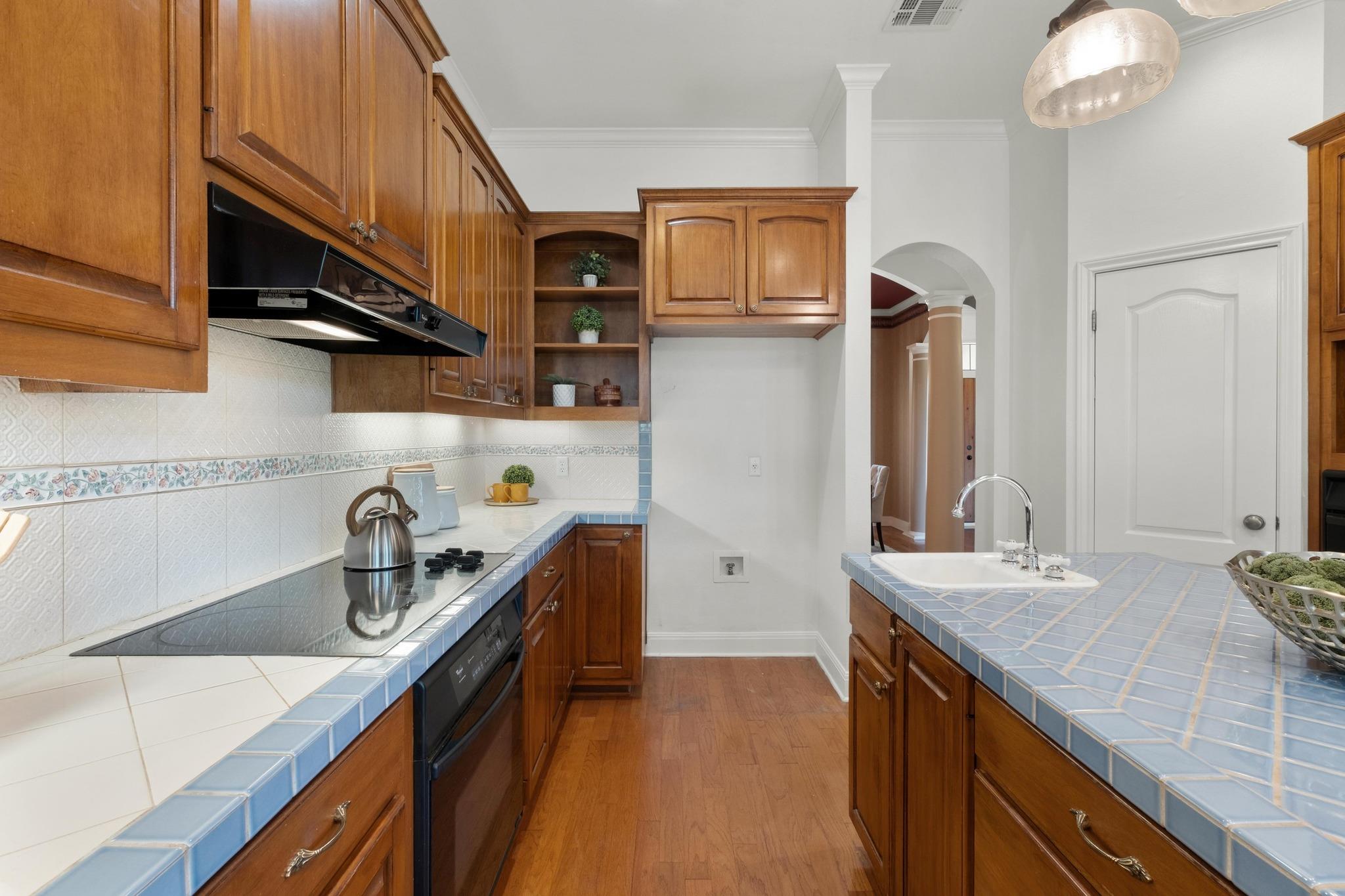 5220 Magdelena Dr Property Photo 8