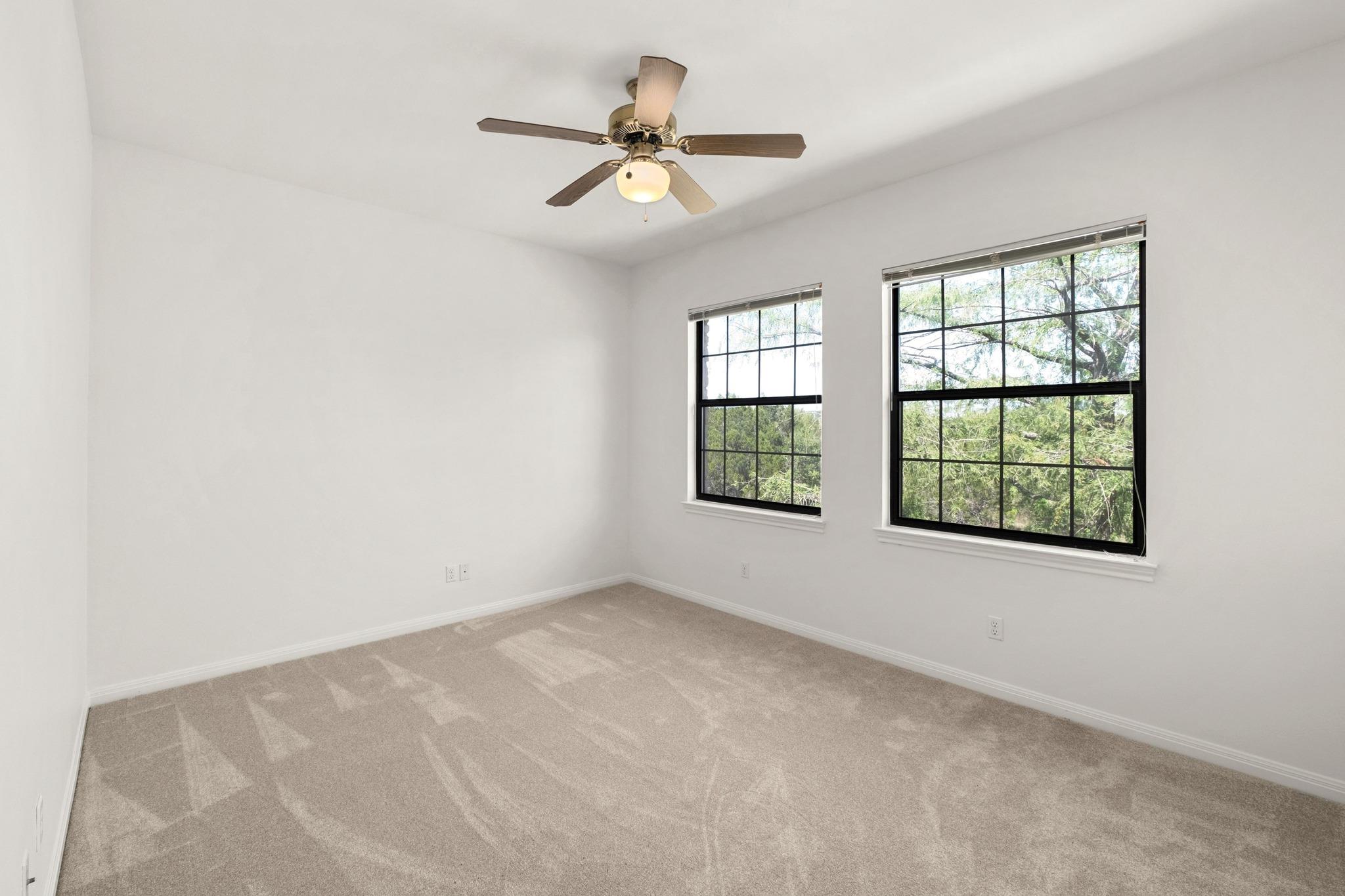5220 Magdelena Dr Property Photo 32