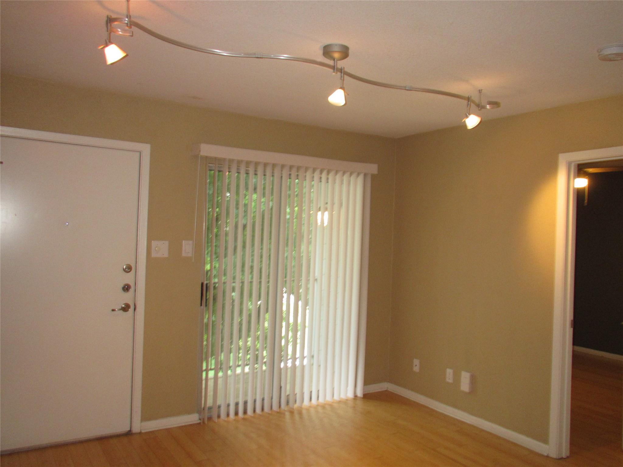 3204 Menchaca Rd #702 Property Photo 2