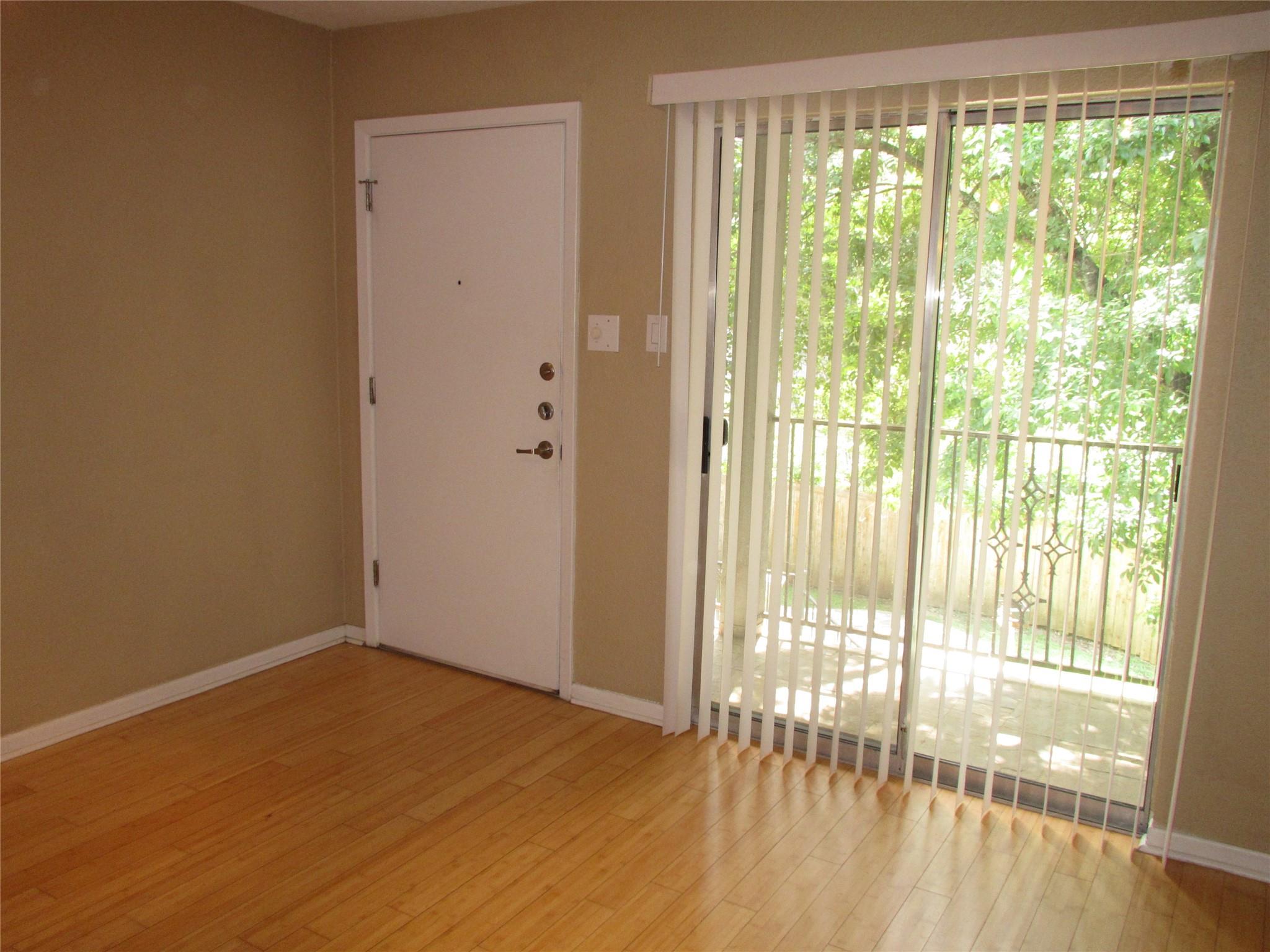 3204 Menchaca Rd #702 Property Photo 3