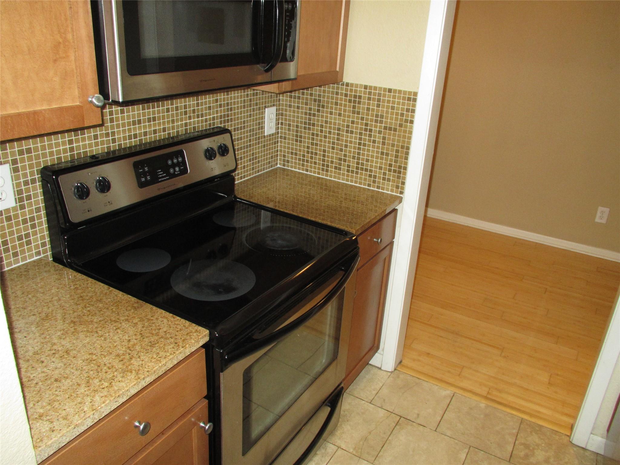 3204 Menchaca Rd #702 Property Photo 9