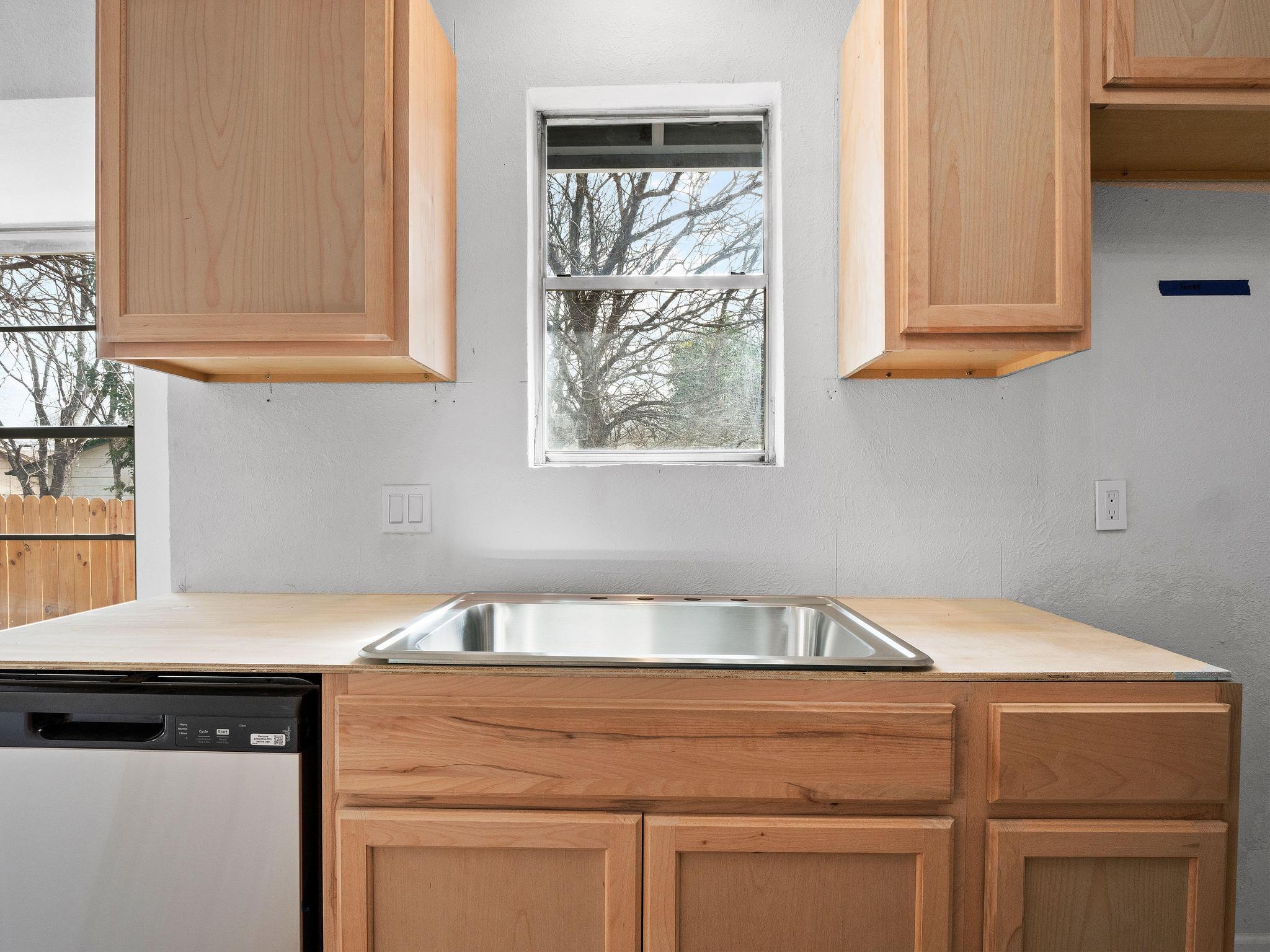 7003 Castlekeep Way Property Photo 12