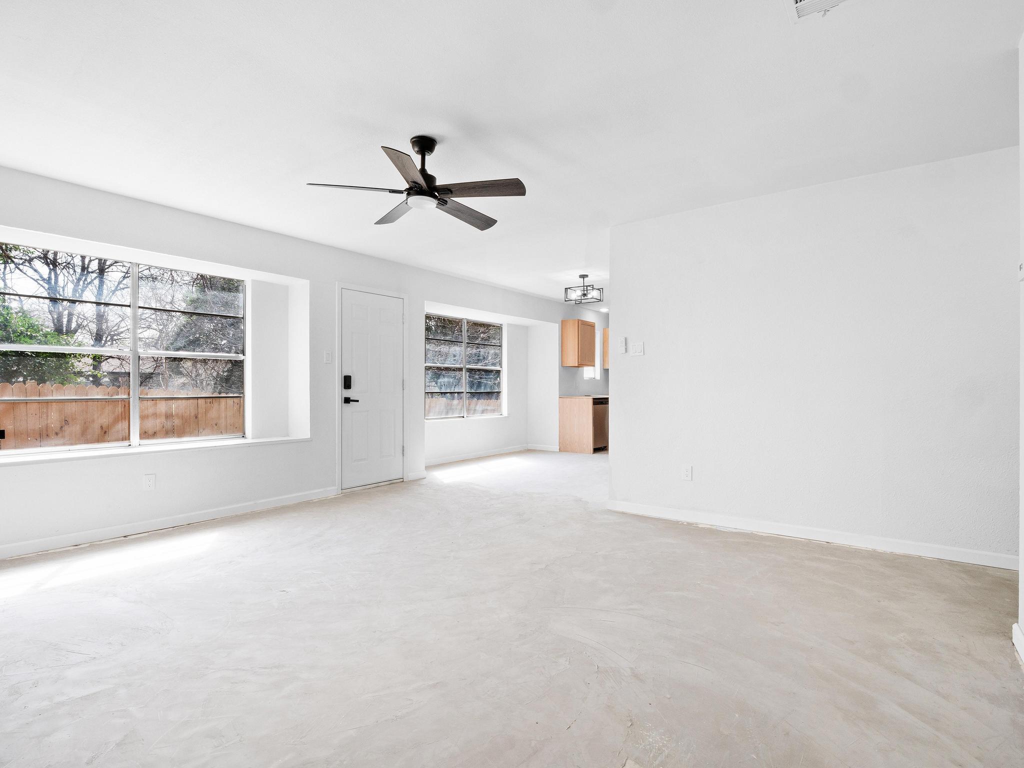 7003 Castlekeep Way Property Photo 16