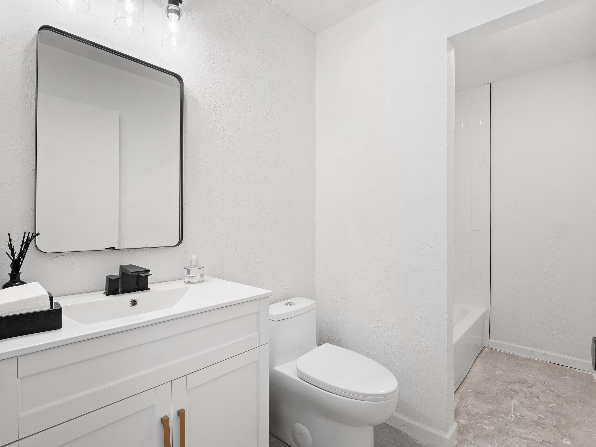 7003 Castlekeep Way Property Photo 20
