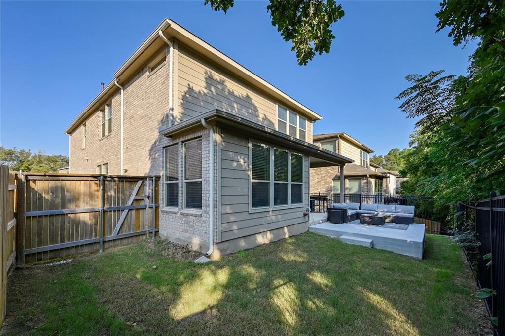 1051 Kenney Fort Xing #52 Property Photo 1