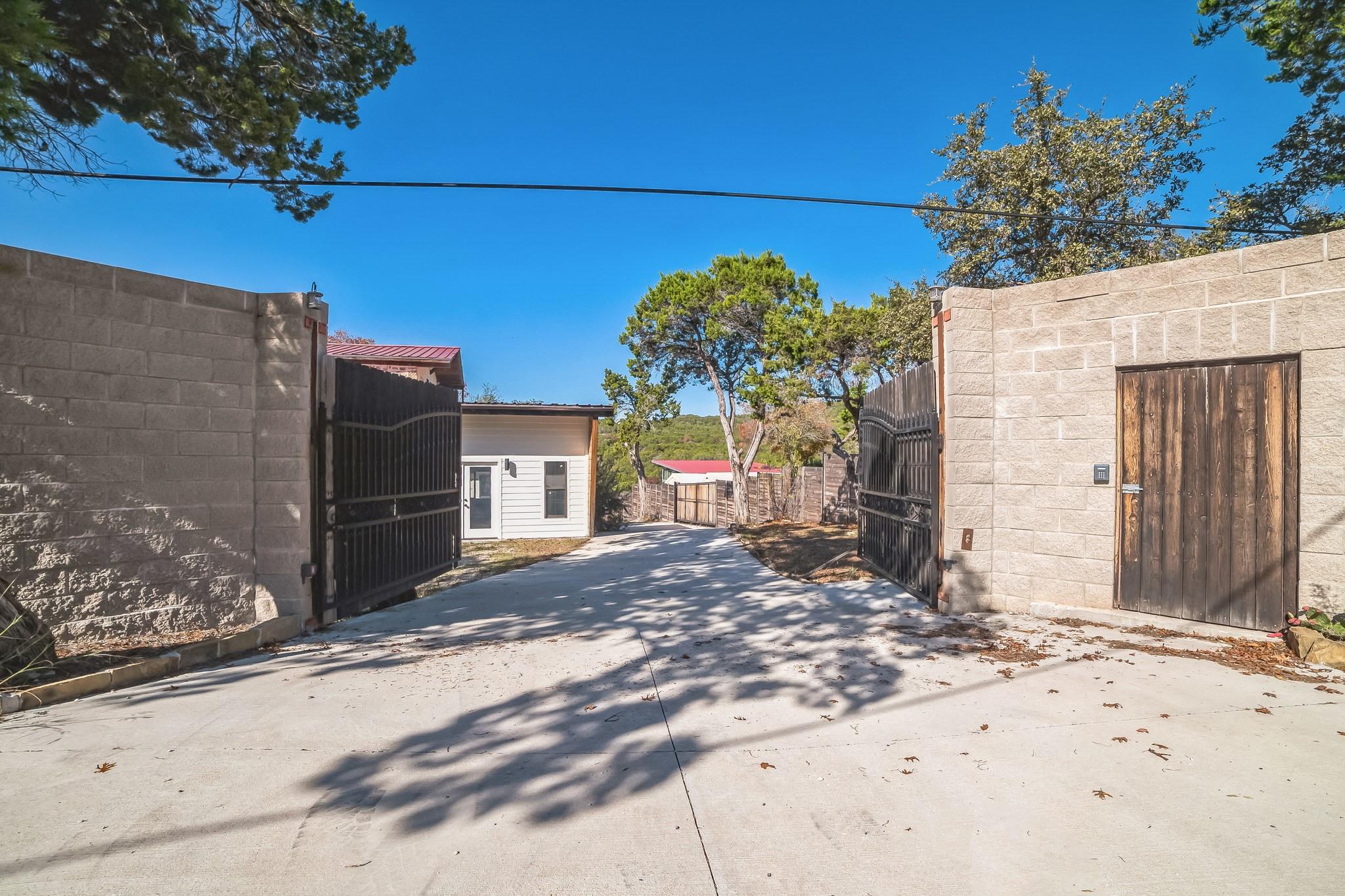 14953 Arrowhead Dr Property Photo 33