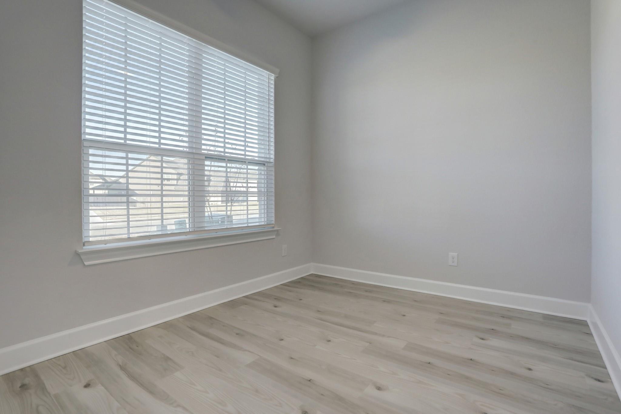 139 William Hersee Dr Property Photo 2