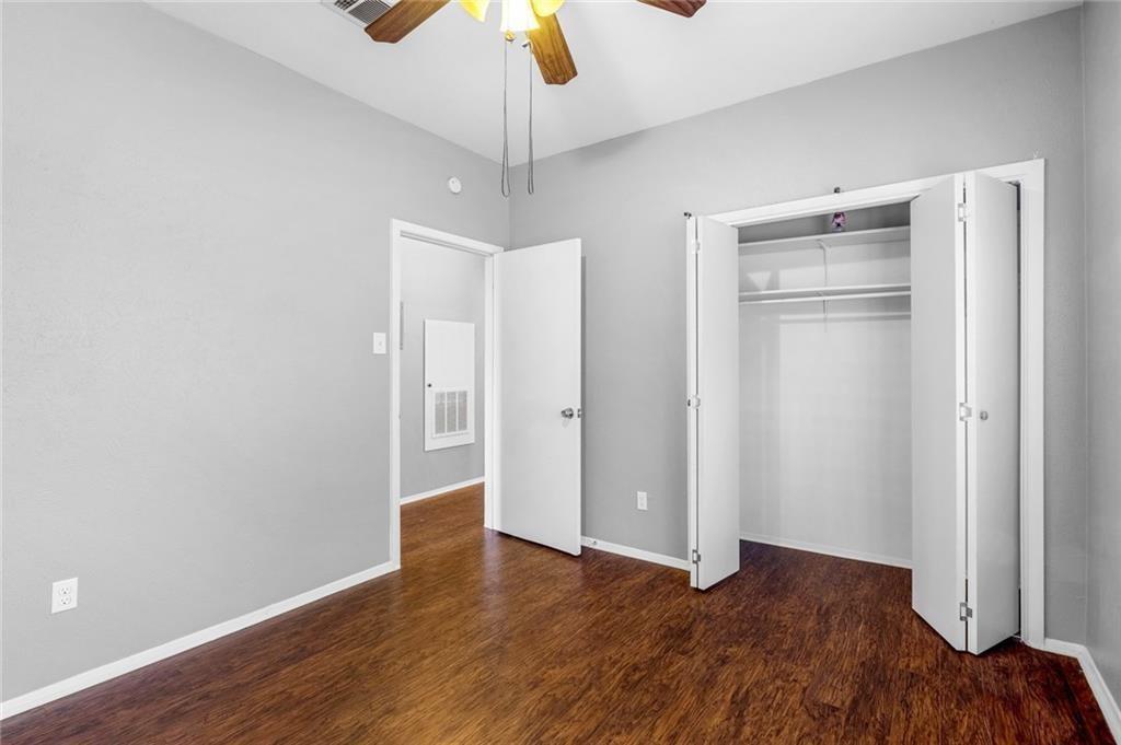 5305 Indio Cv #b Property Photo 17