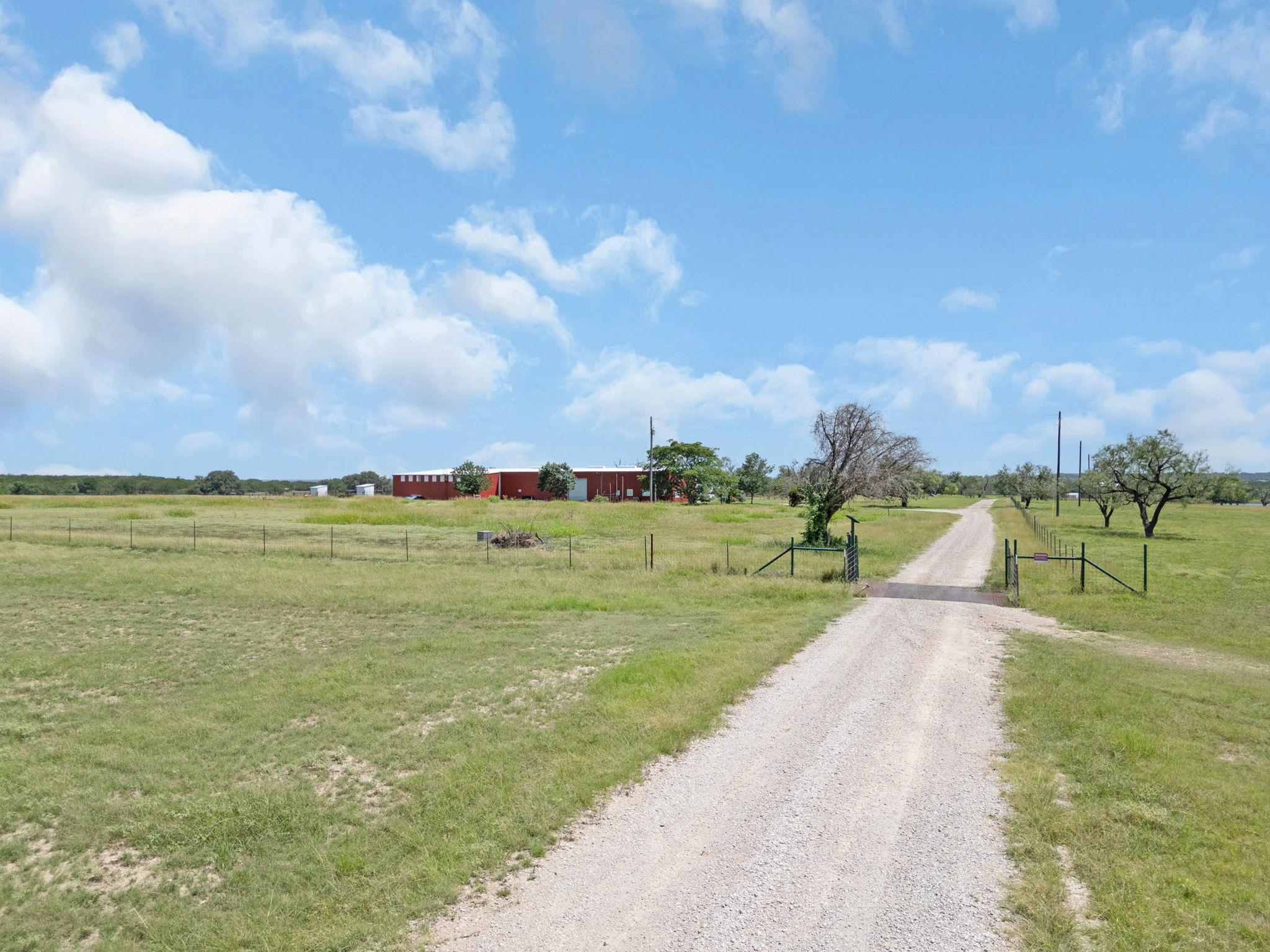 4560383 Property Photo 21