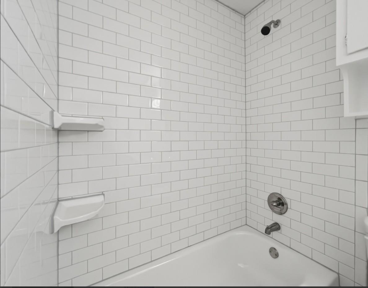 3427 Willowrun Dr #d Property Photo 8