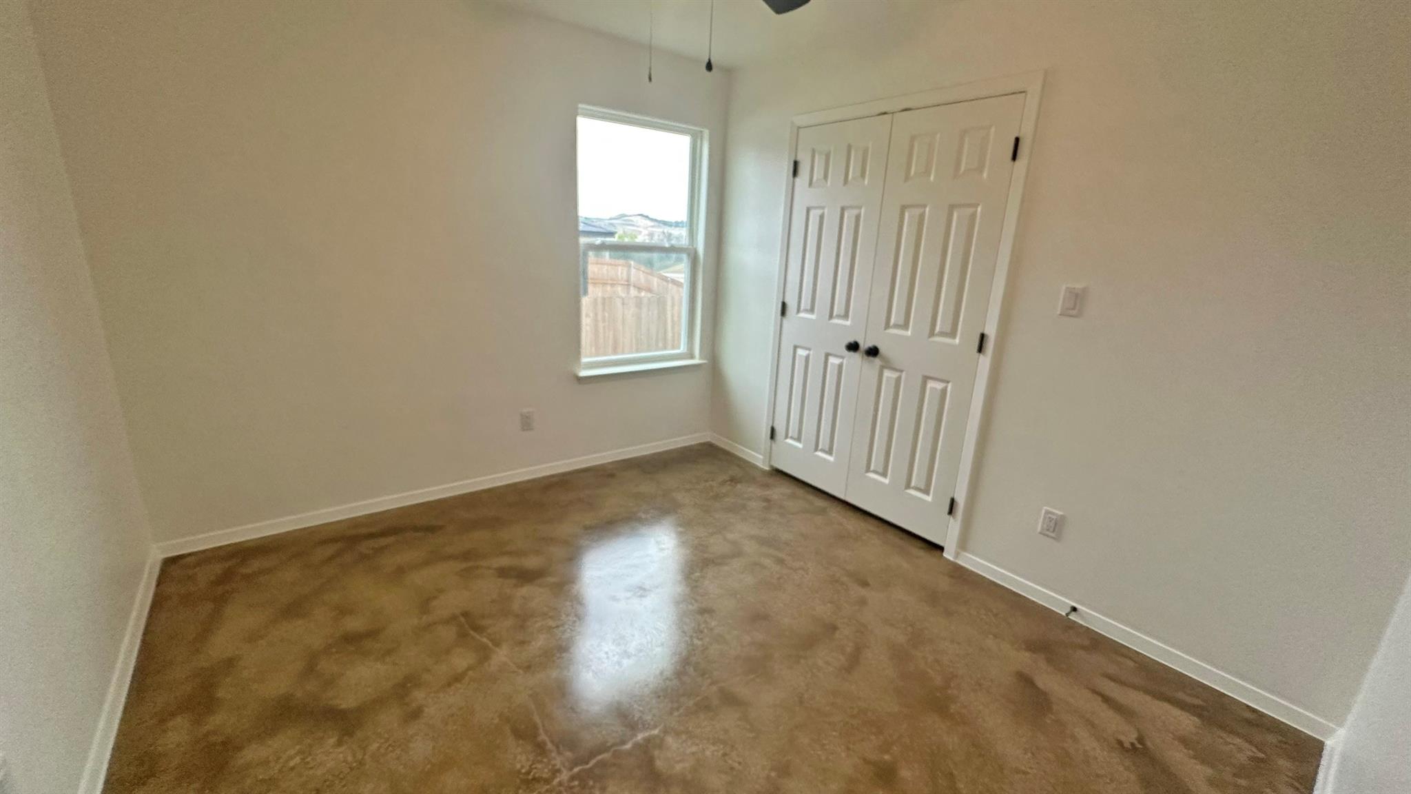977 Cline Dr #a-b Property Photo 7