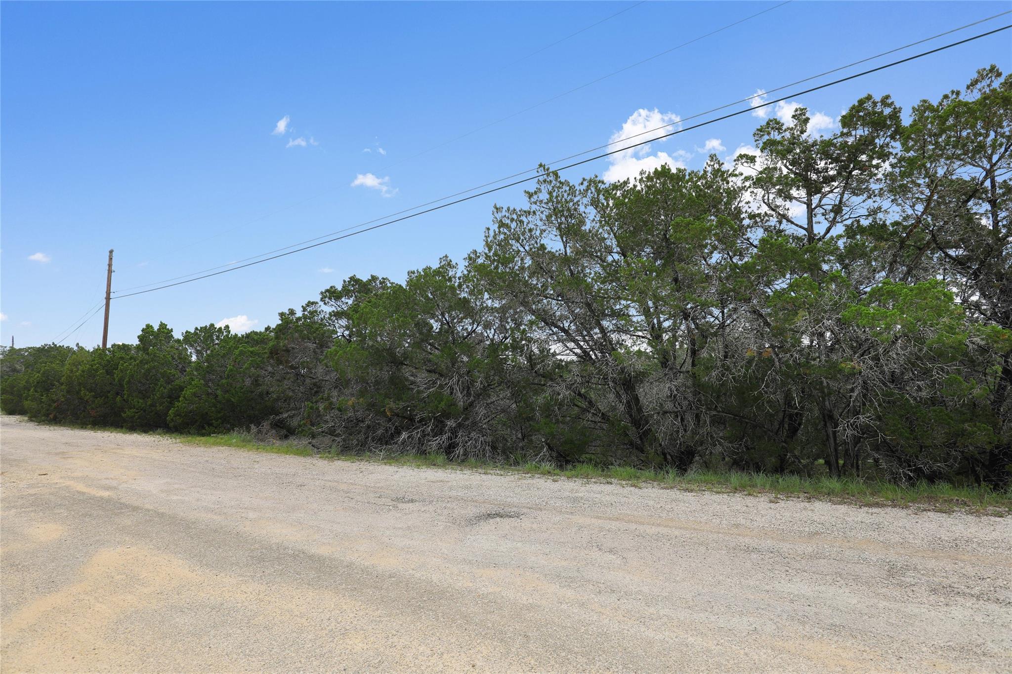 6807 Live Oak Dr Property Photo 8