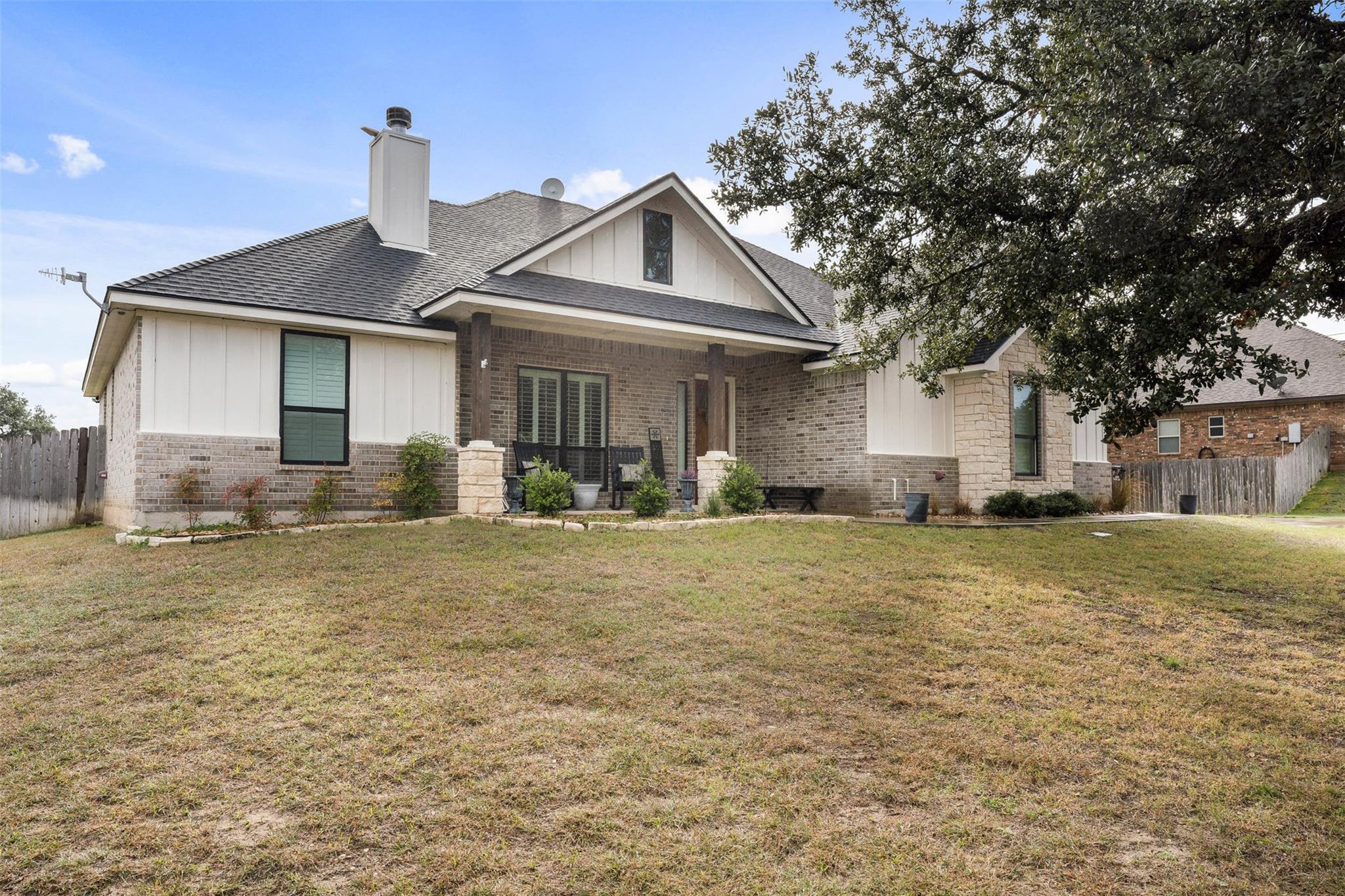 127 Presa Dr Property Photo