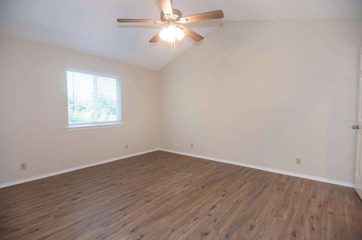 925 Chisholm Cv Property Photo 18