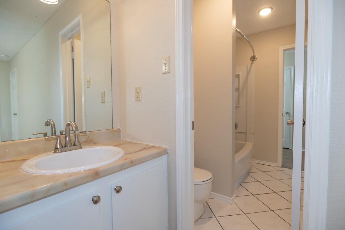 925 Chisholm Cv Property Photo 22