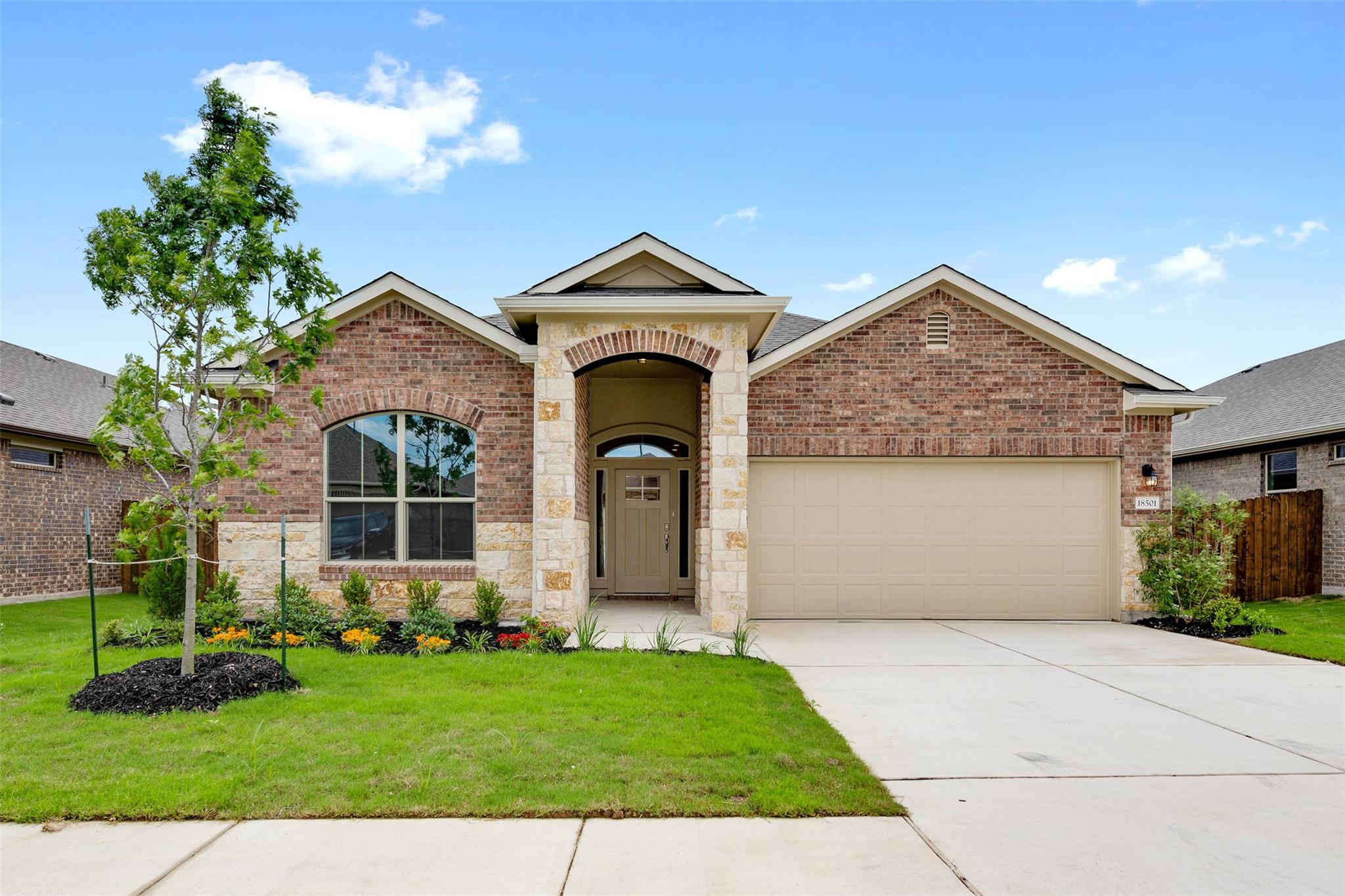 18501 Urbano Dr Property Photo