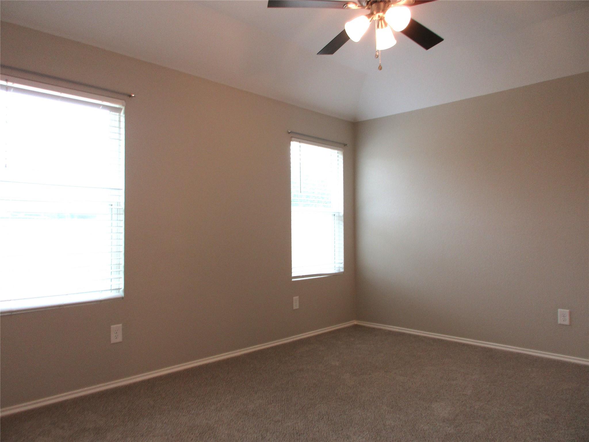 205 Granary Dr Property Photo 5
