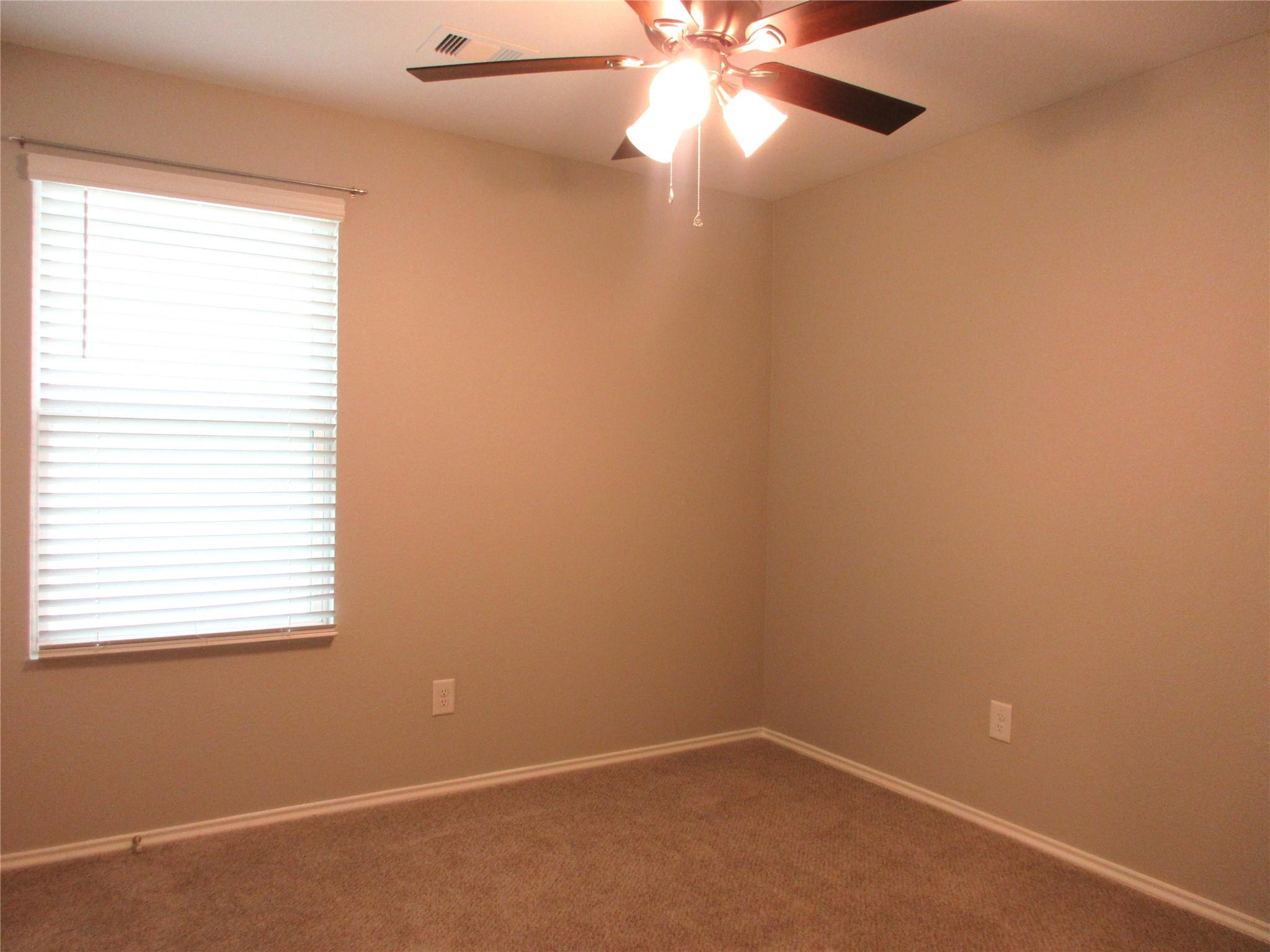 205 Granary Dr Property Photo 7