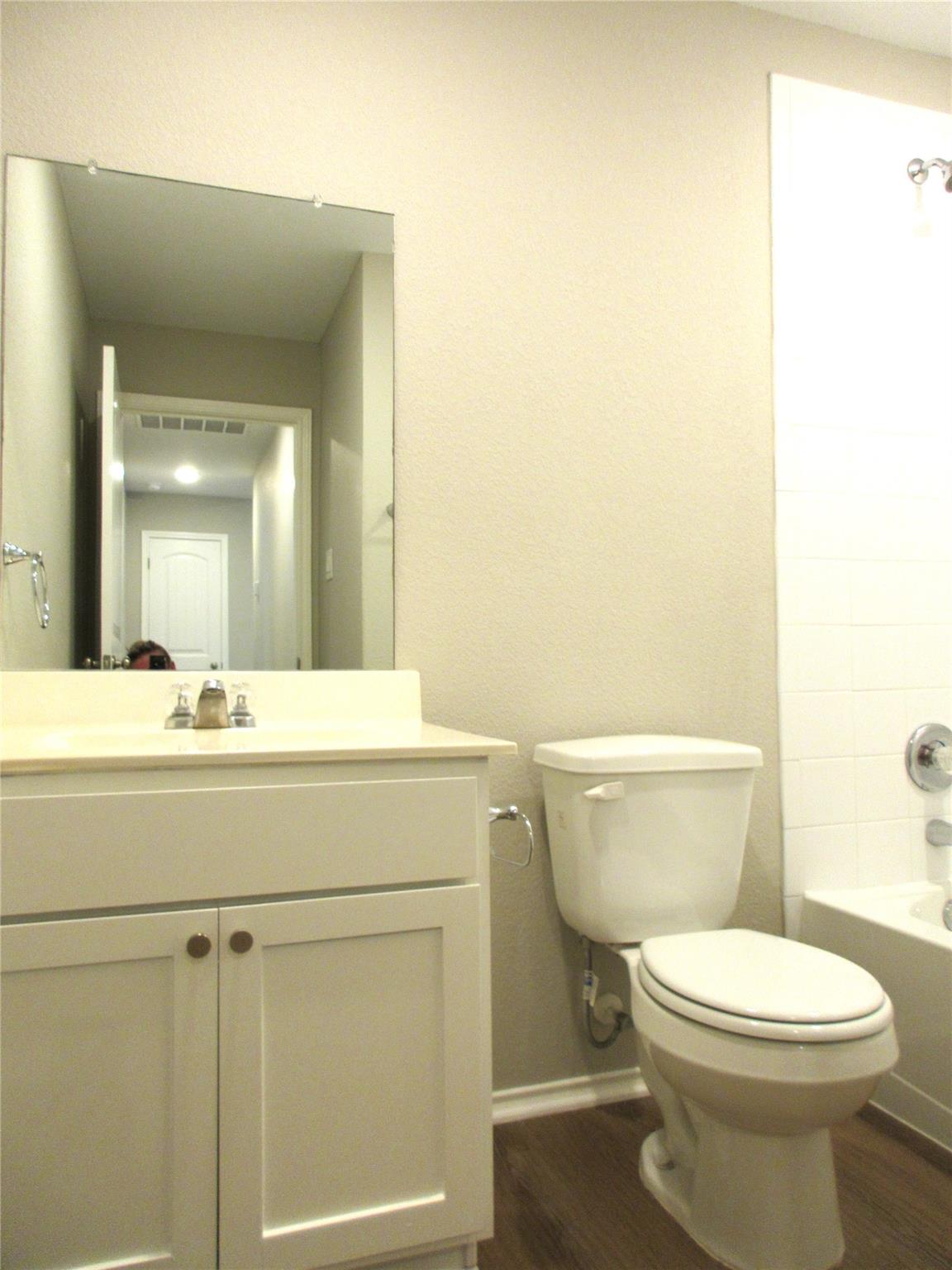 205 Granary Dr Property Photo 9