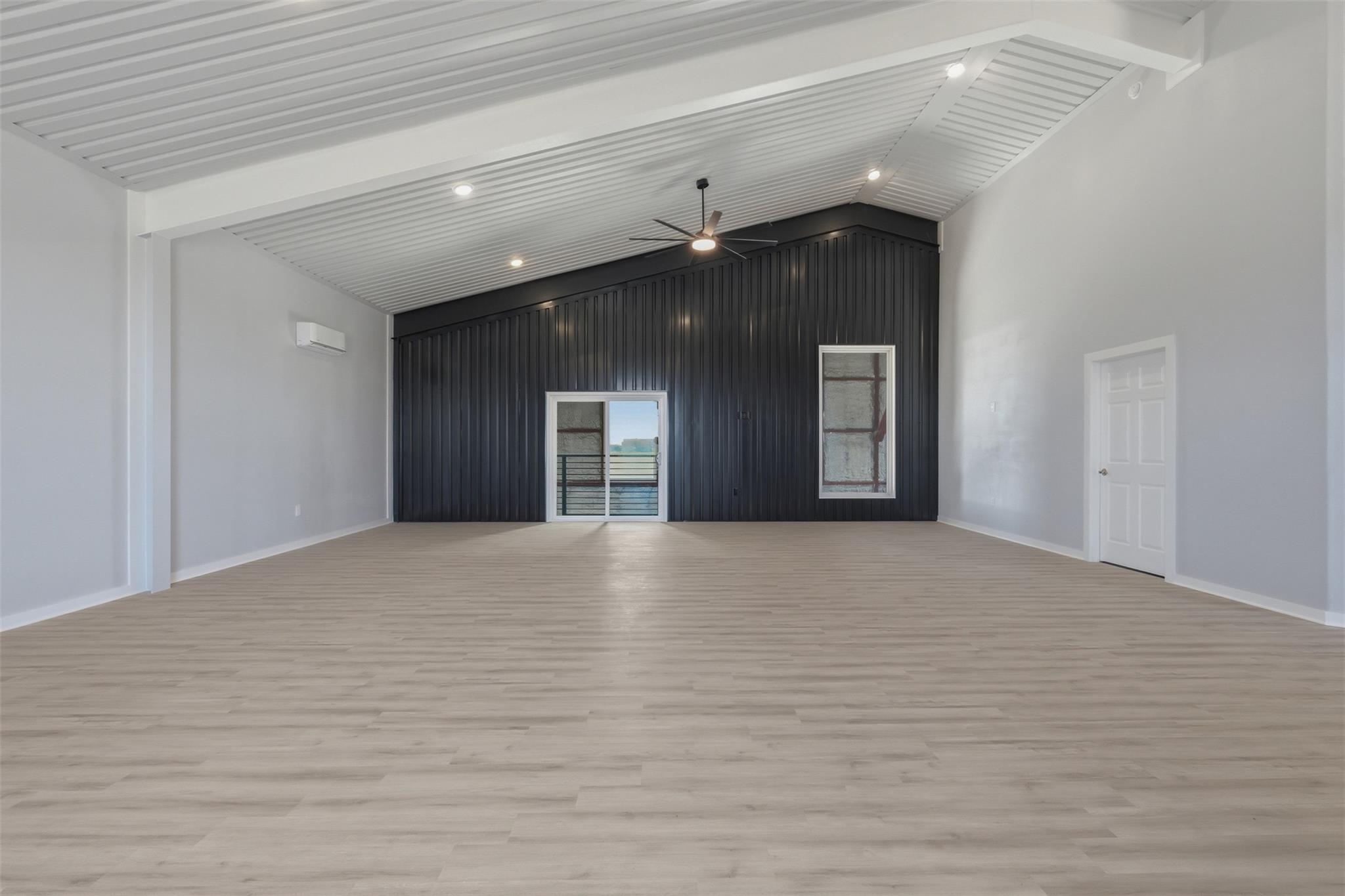 15850 Salado Airport 39 None Property Photo 5