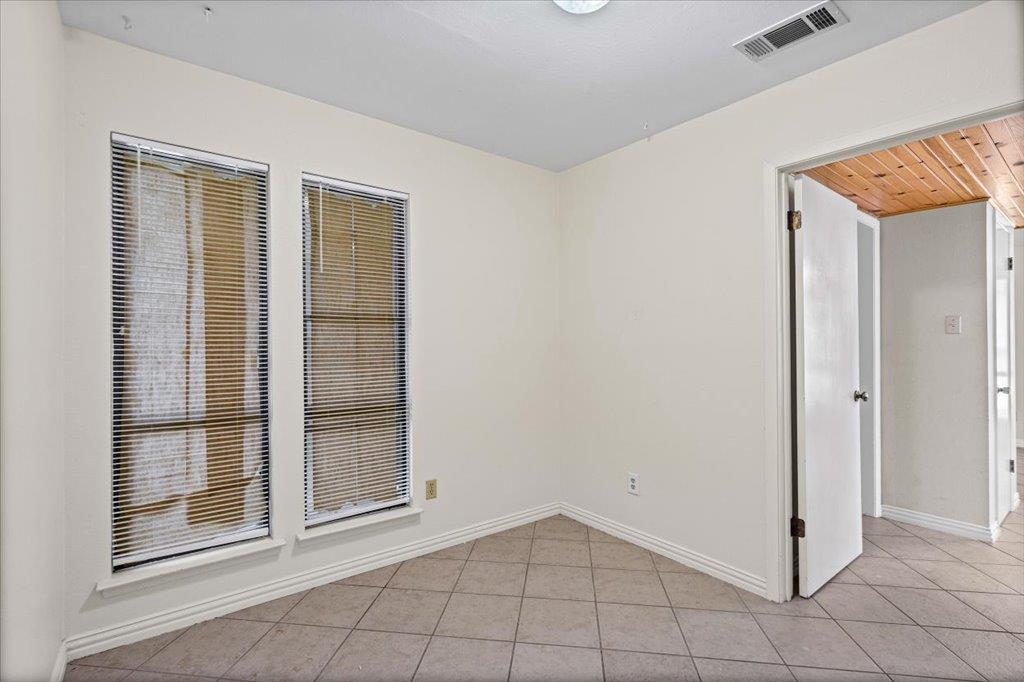 11203 Bluff Canyon Dr Property Photo 10