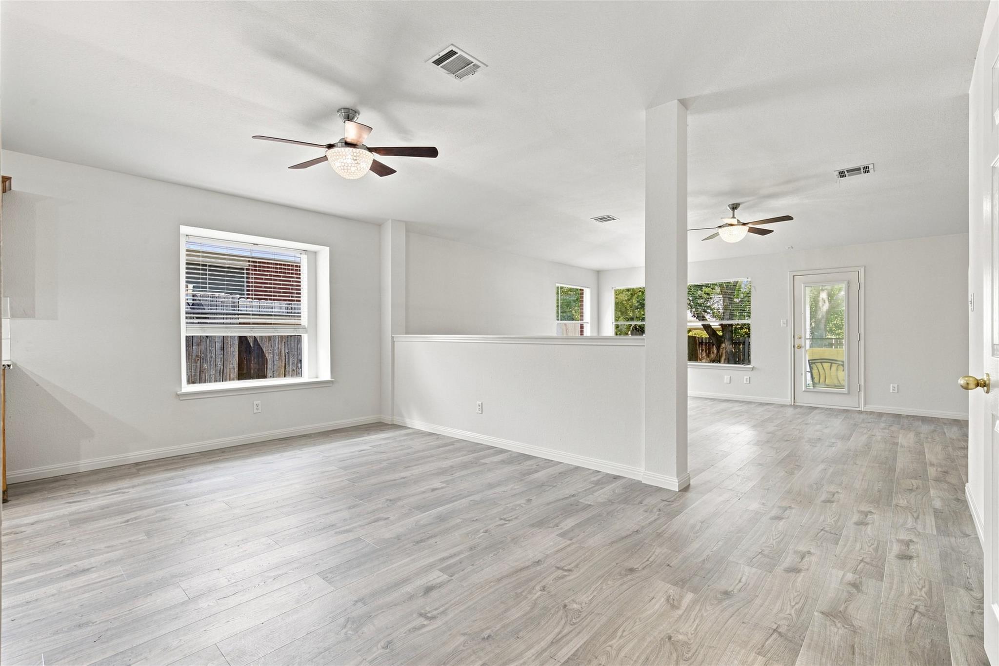 2517 Vernell Way Property Photo 6