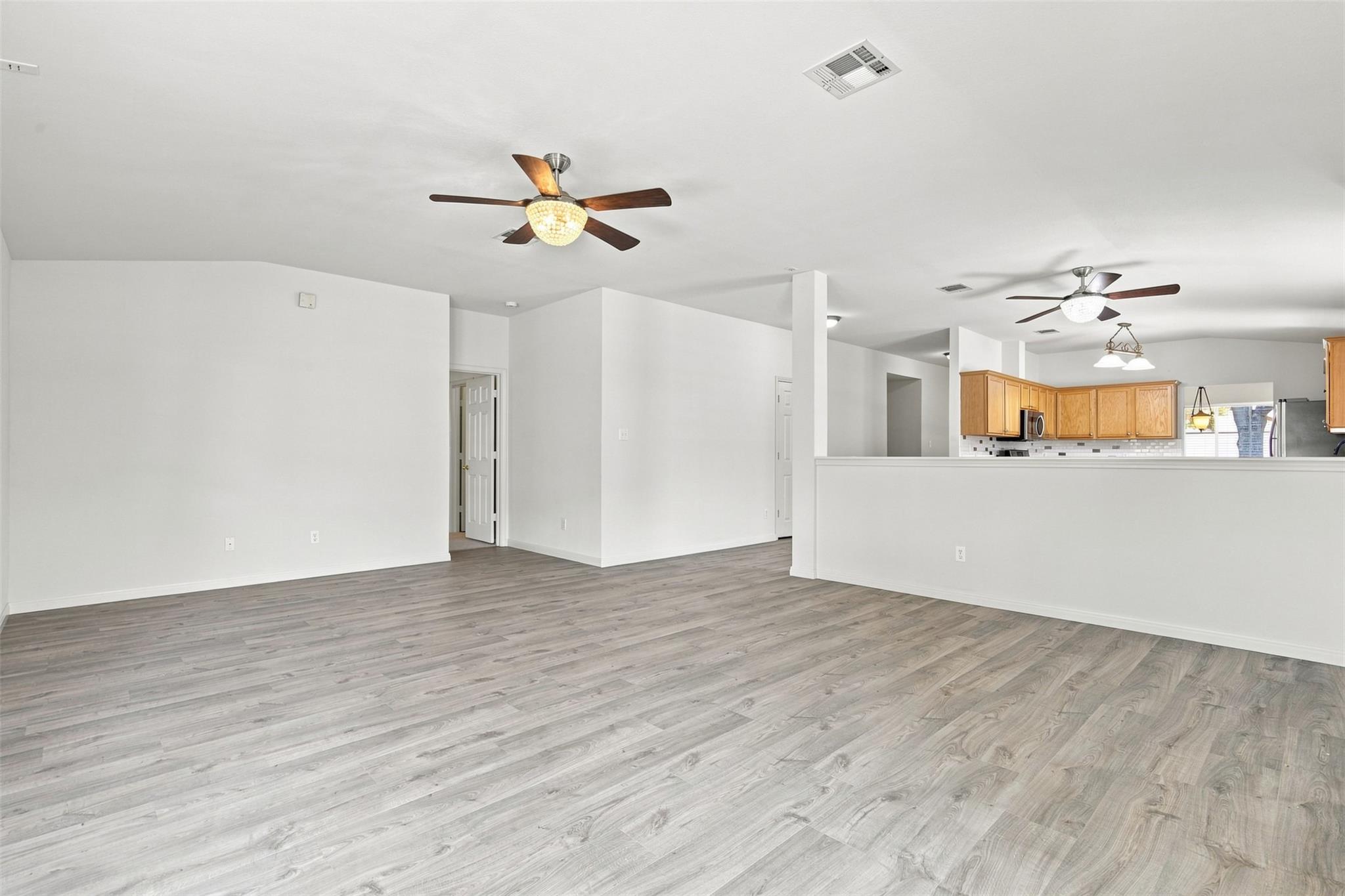 2517 Vernell Way Property Photo 9