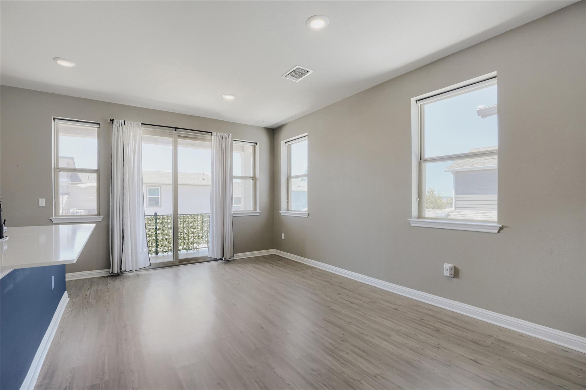 8306 Mandela Bnd Property Photo 14
